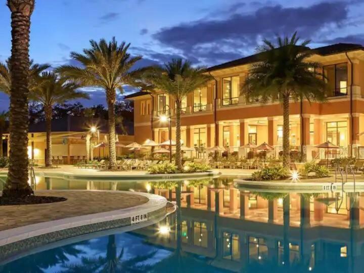 Corvette Getaway - 2 beds - jacuzzi - Forest view