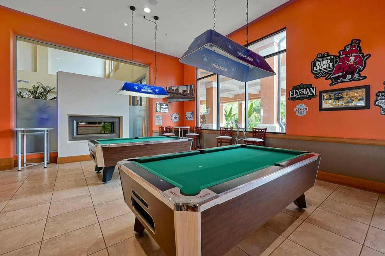 Corvette Getaway - 2 beds - jacuzzi - Forest view