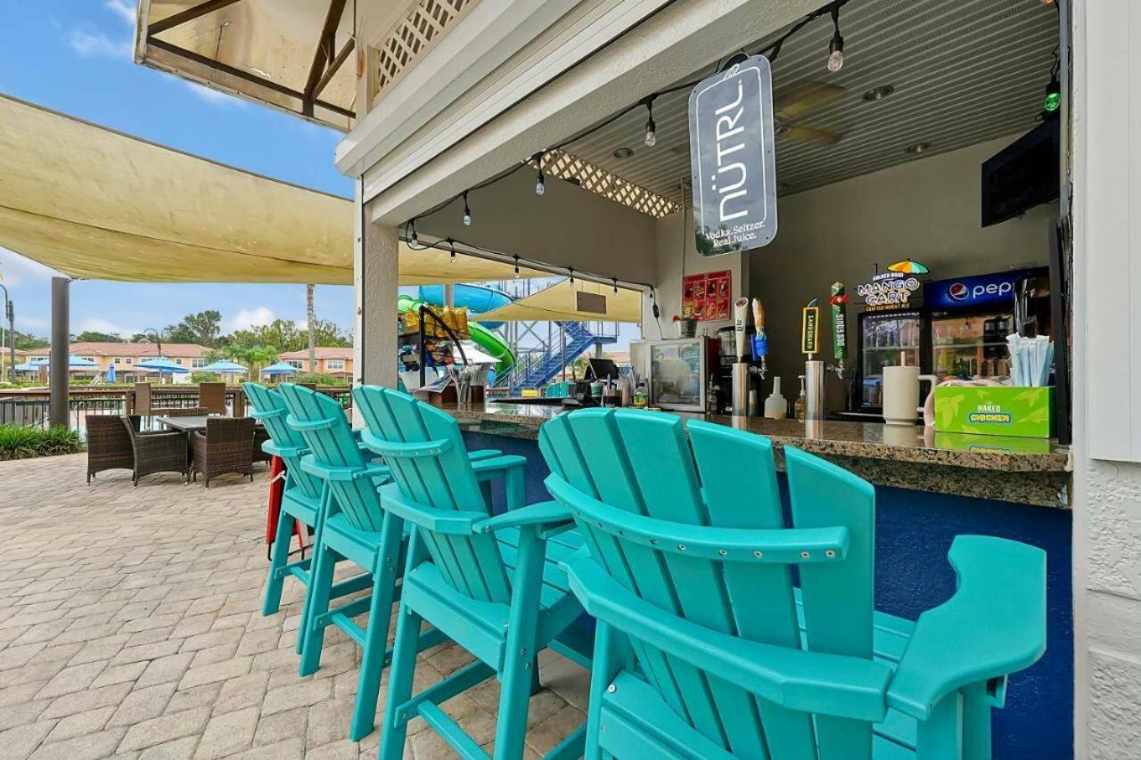 Corvette Getaway - 2 beds - jacuzzi - Forest view