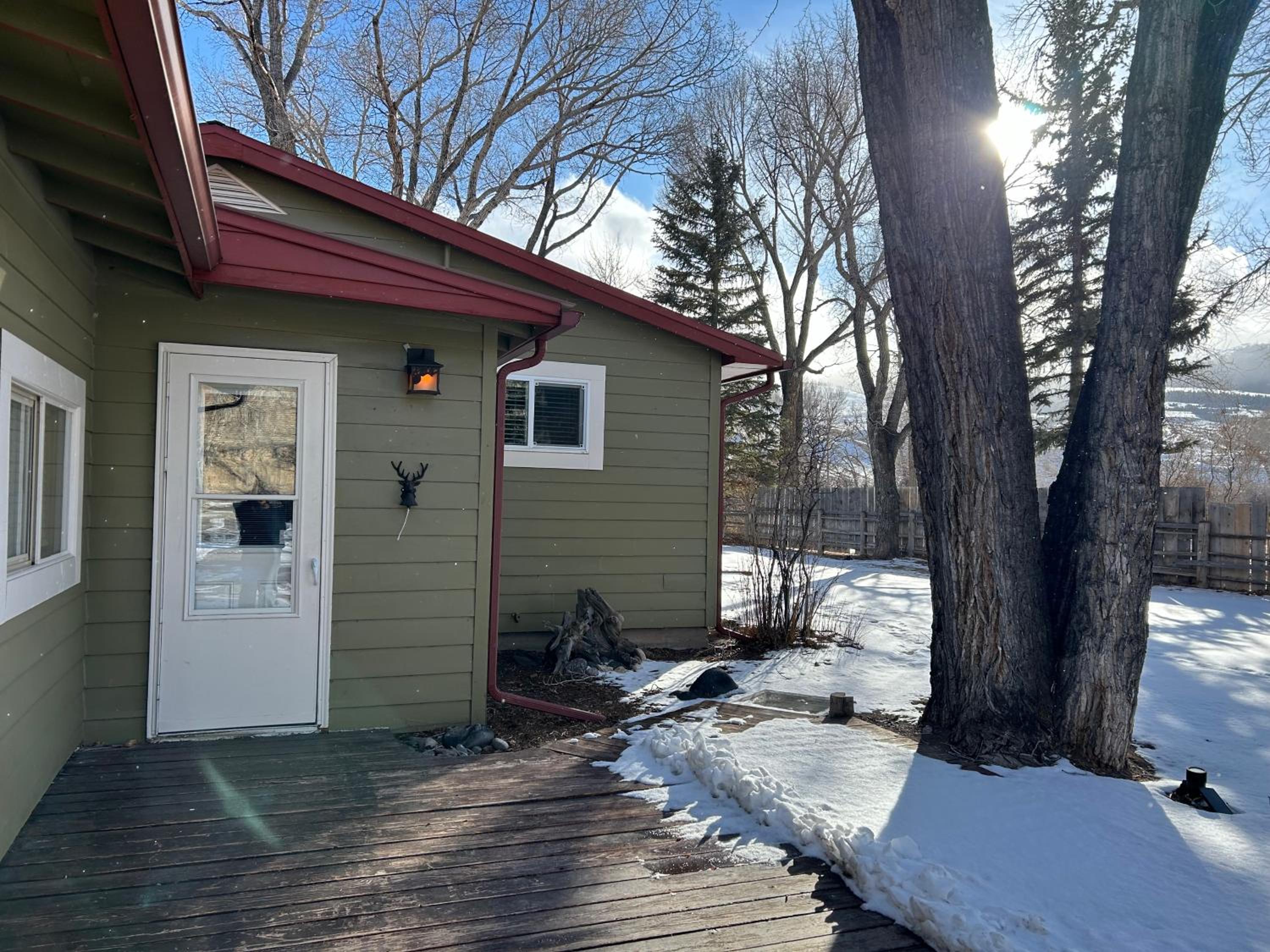 Chinook Winds Lodge