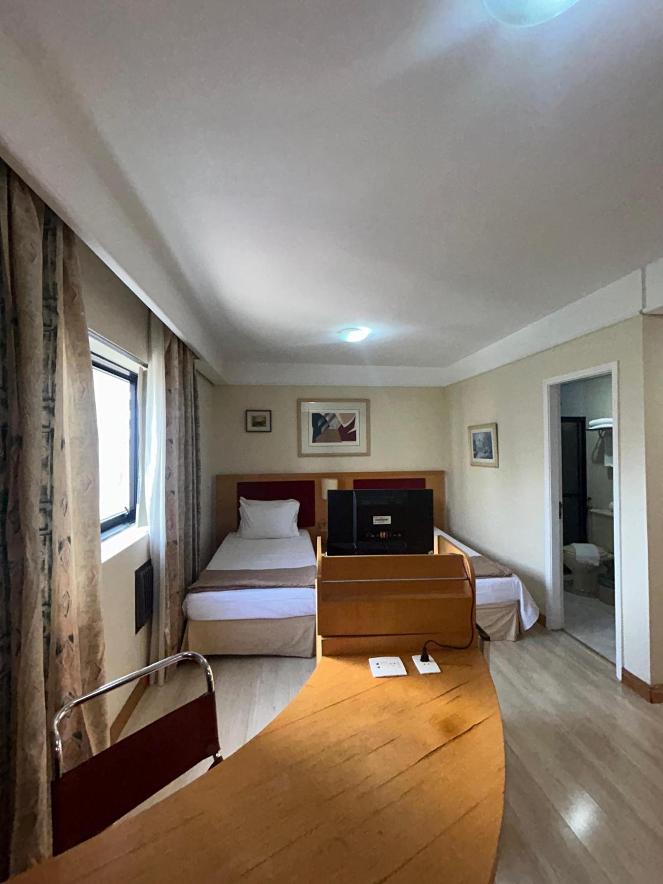 Flat Hotel Biena Sena Madureira PqIbirapuera Com Garagem 907