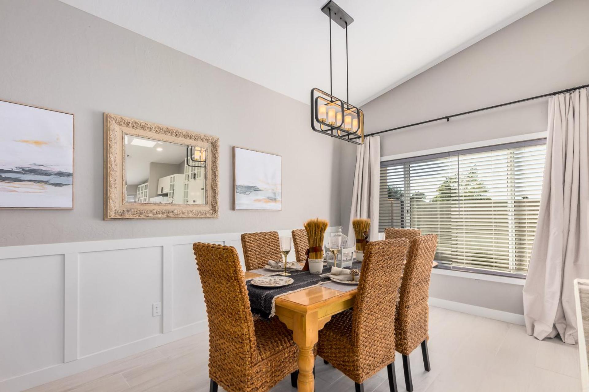 Cozy Exquisite Golf Course Home in Alta Mesa view 4