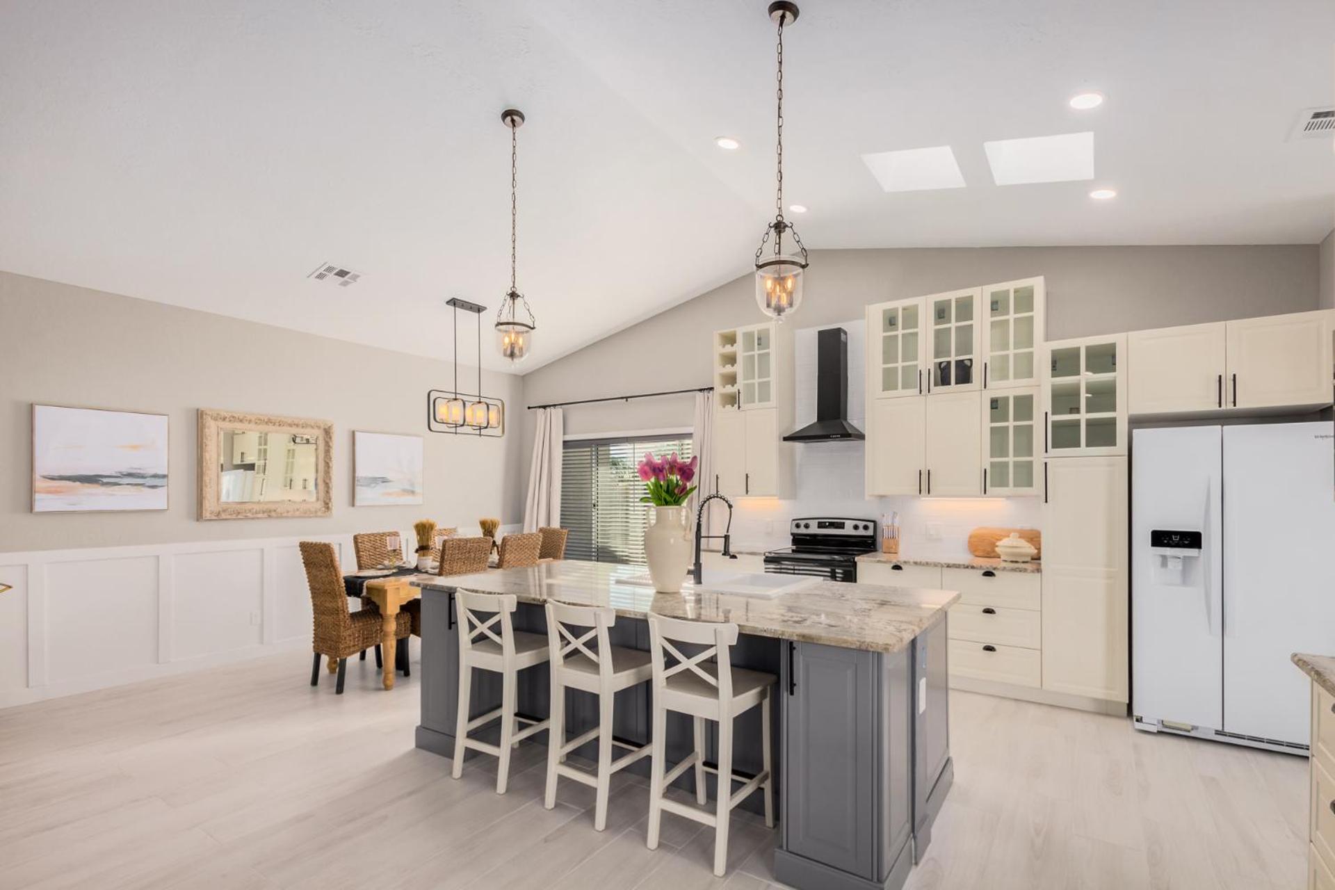 Cozy Exquisite Golf Course Home in Alta Mesa view 5
