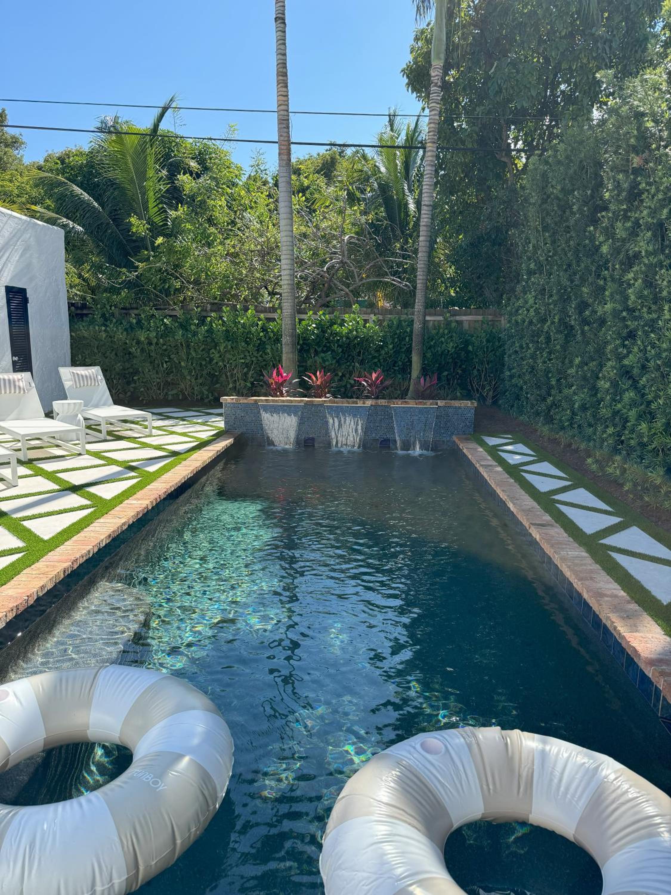 The Rose House view 3