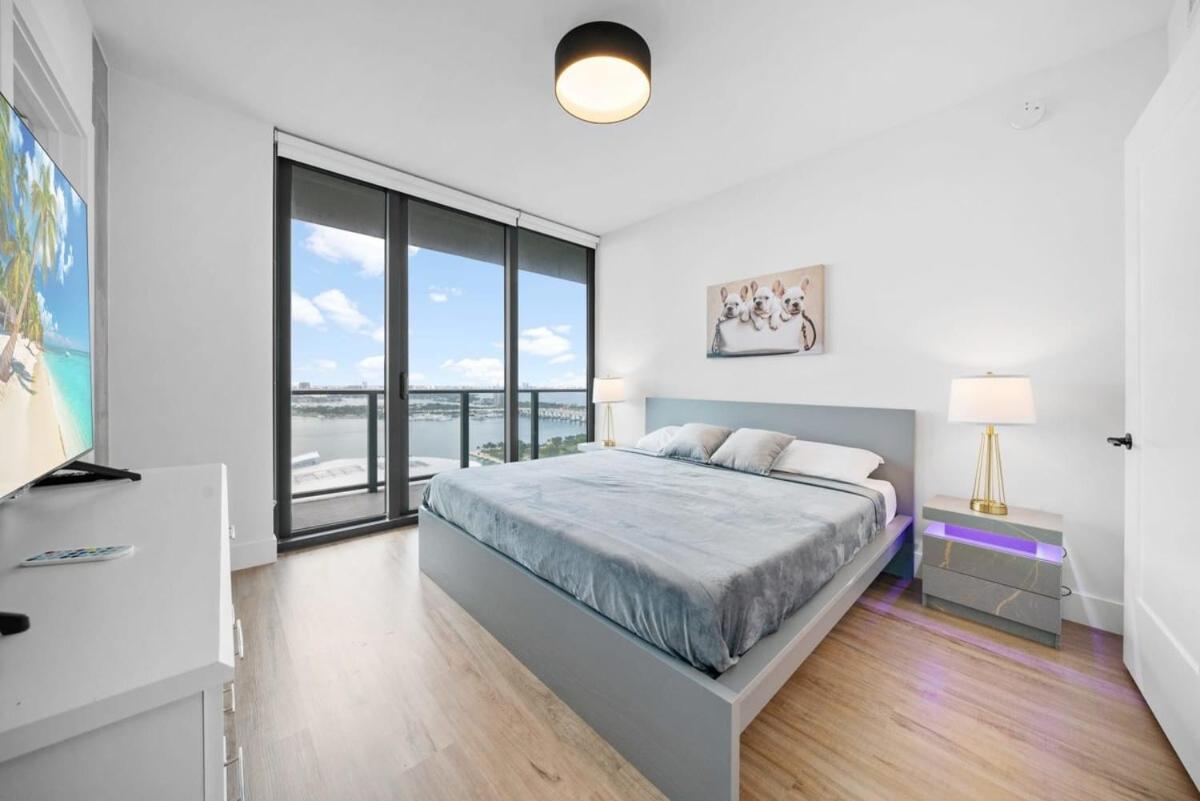 Ocean View 2 BR Downtown 5 minutes from Miami Beach