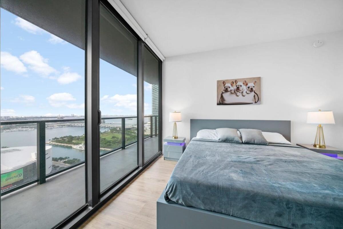 Ocean View 2 BR Downtown 5 minutes from Miami Beach