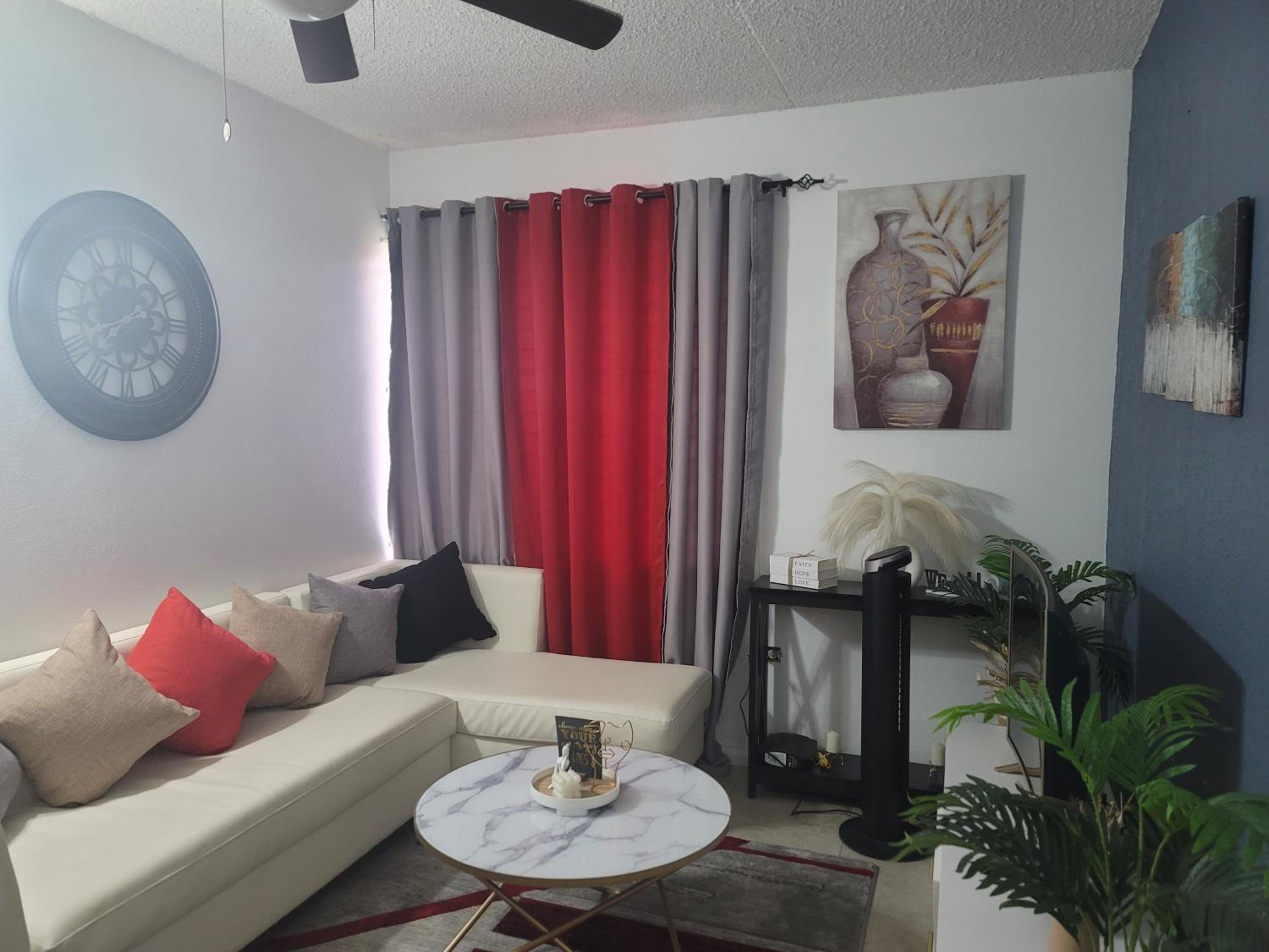Cozy Apartment in Kingston, Jamaica view 5