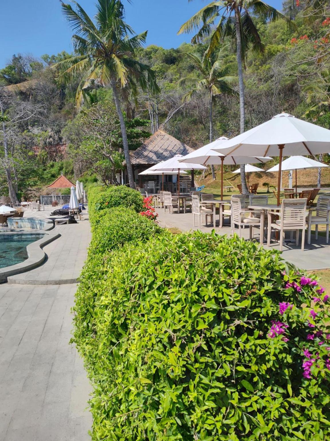 Spacious Private Pool Apartment-Beachside Resort