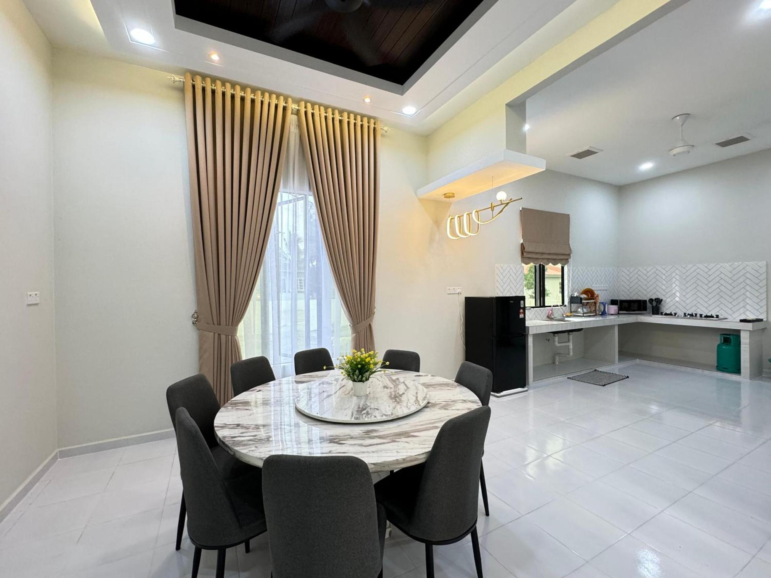 Rihays Palace Homestay Ketereh
