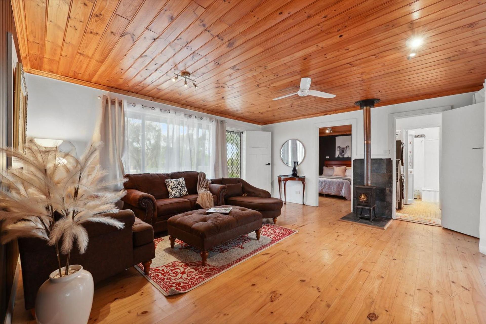 Sunshine Villa - 484 Kessell Rd, Middleton