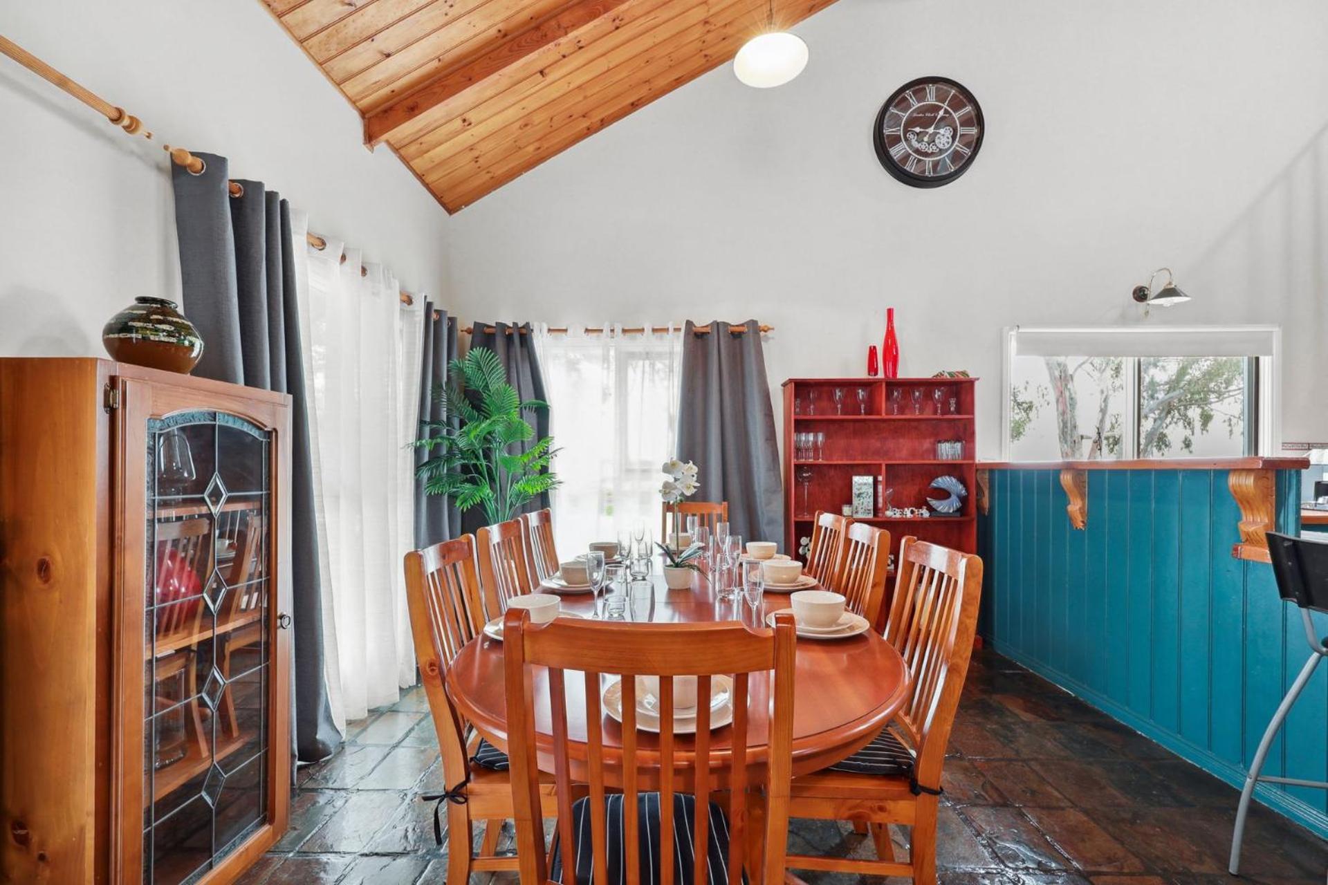 Sunshine Villa - 484 Kessell Rd, Middleton