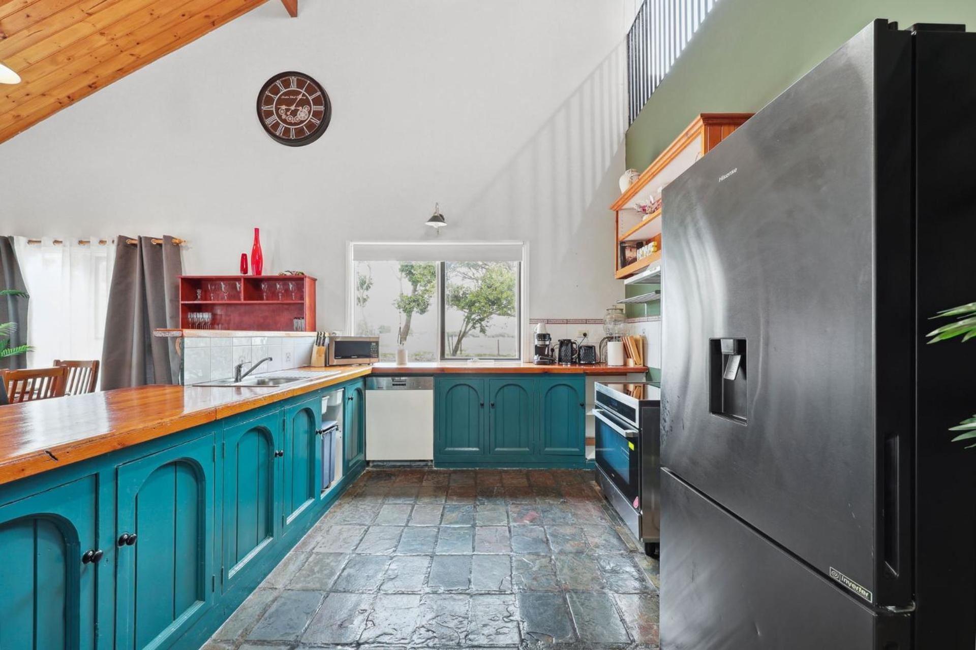 Sunshine Villa - 484 Kessell Rd, Middleton