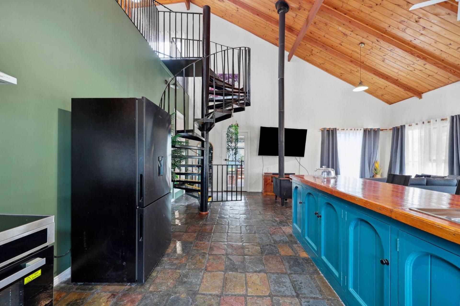 Sunshine Villa - 484 Kessell Rd, Middleton