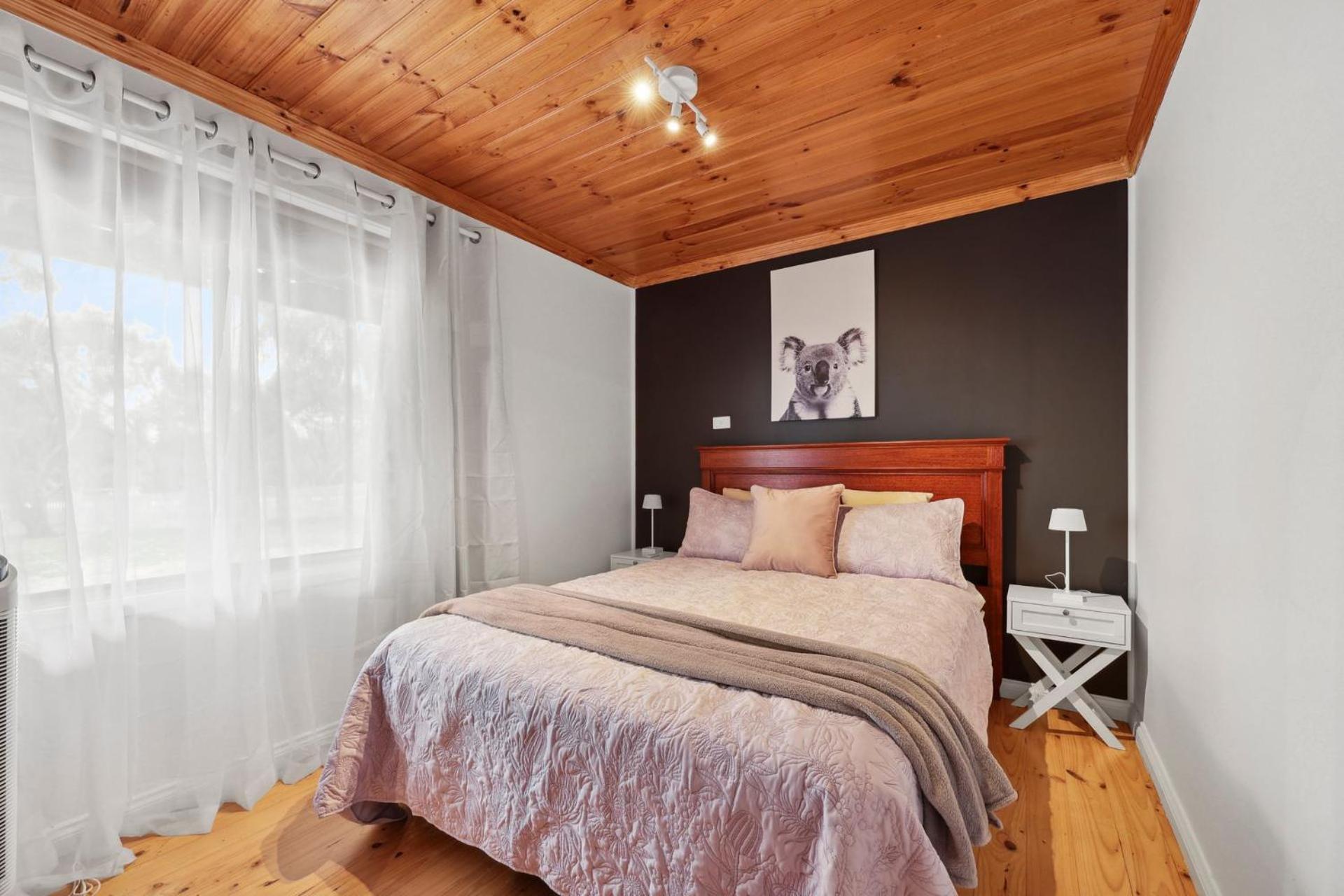 Sunshine Villa - 484 Kessell Rd, Middleton