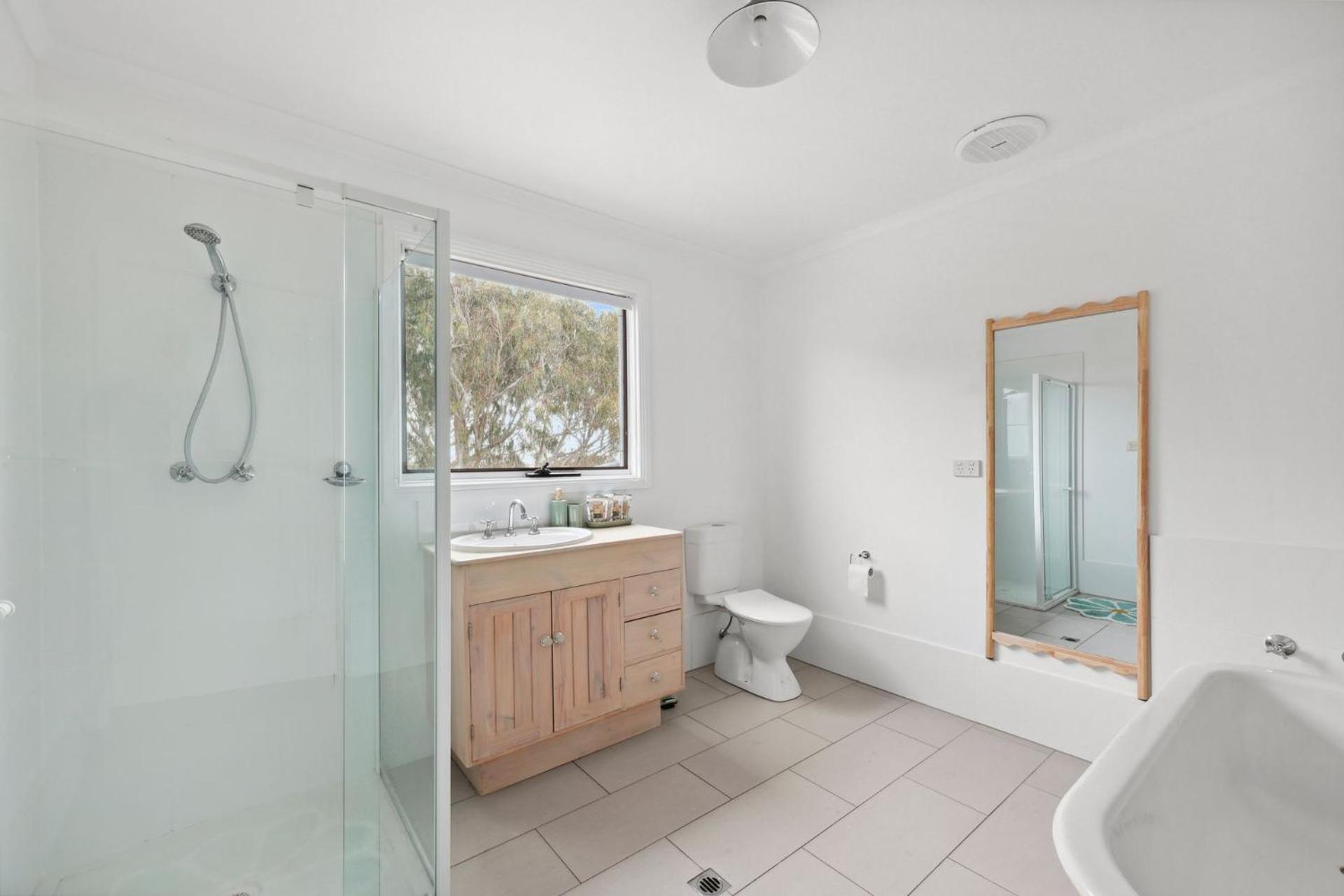 Sunshine Villa - 484 Kessell Rd, Middleton