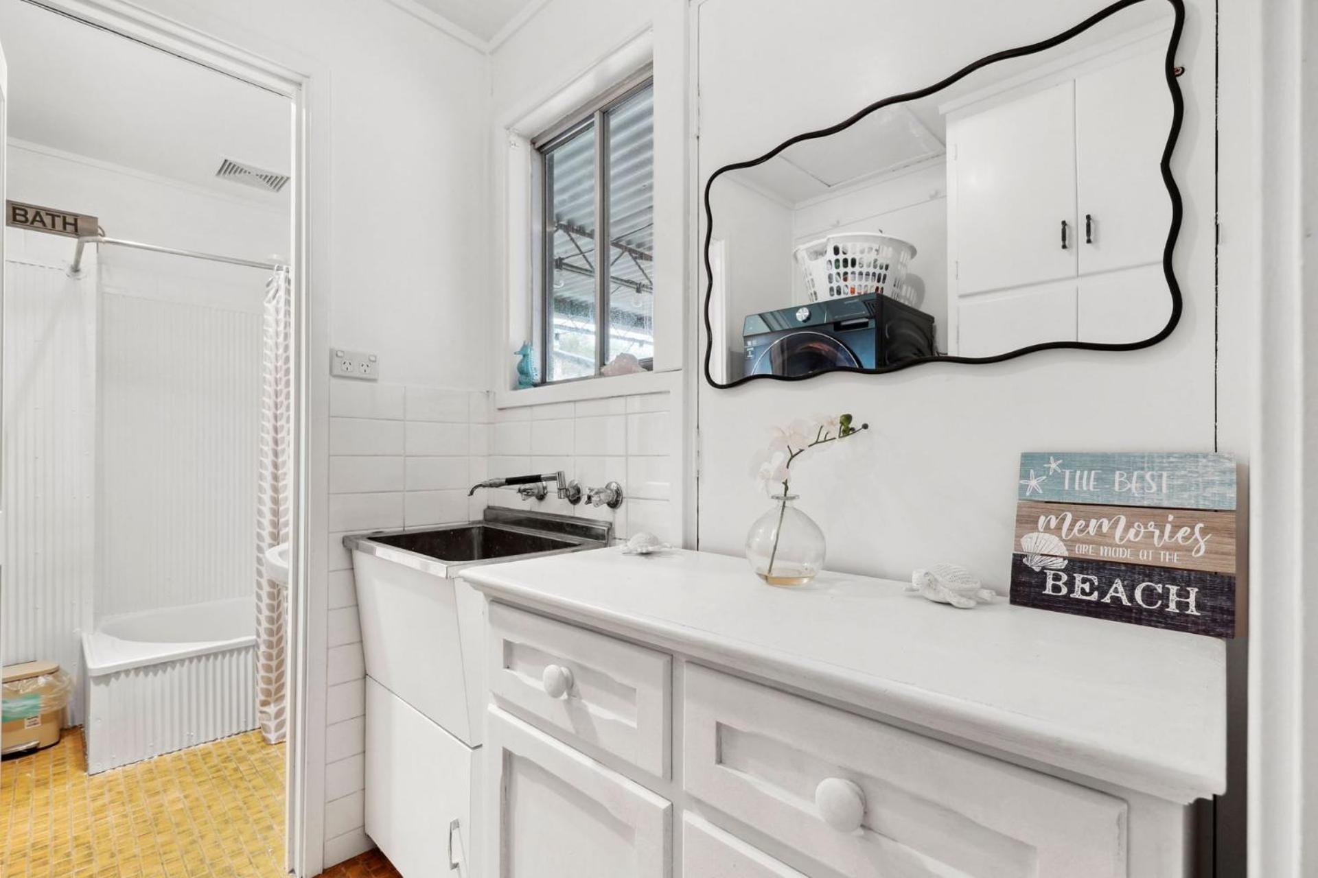 Sunshine Villa - 484 Kessell Rd, Middleton
