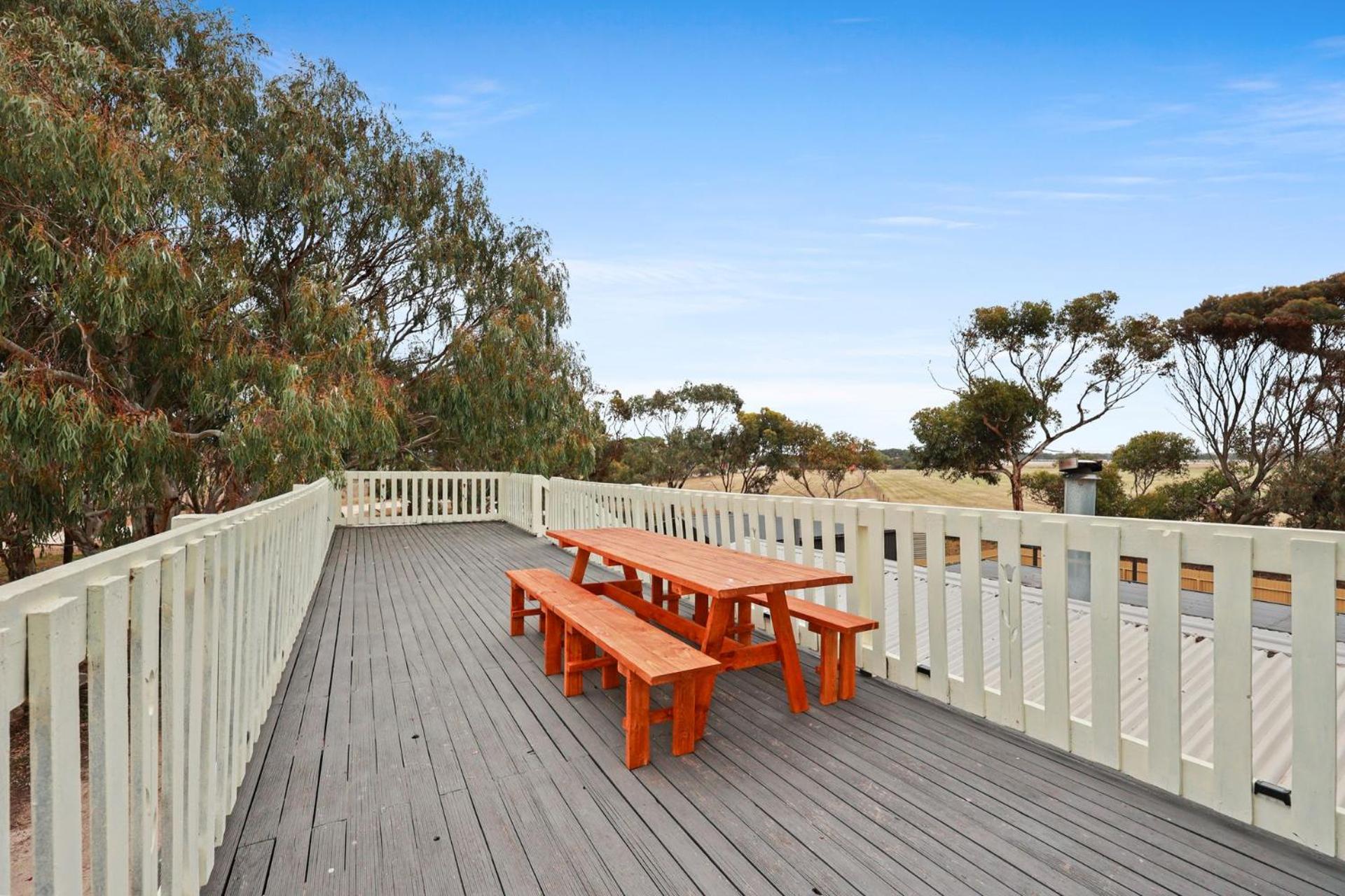 Sunshine Villa - 484 Kessell Rd, Middleton