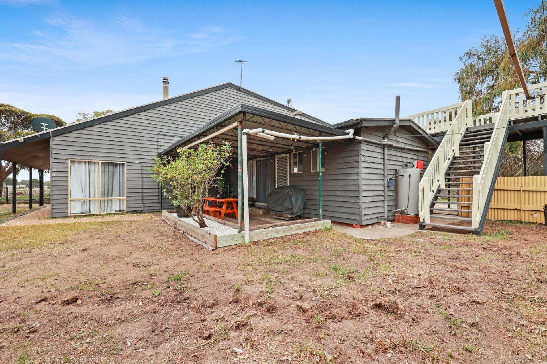 Sunshine Villa - 484 Kessell Rd, Middleton