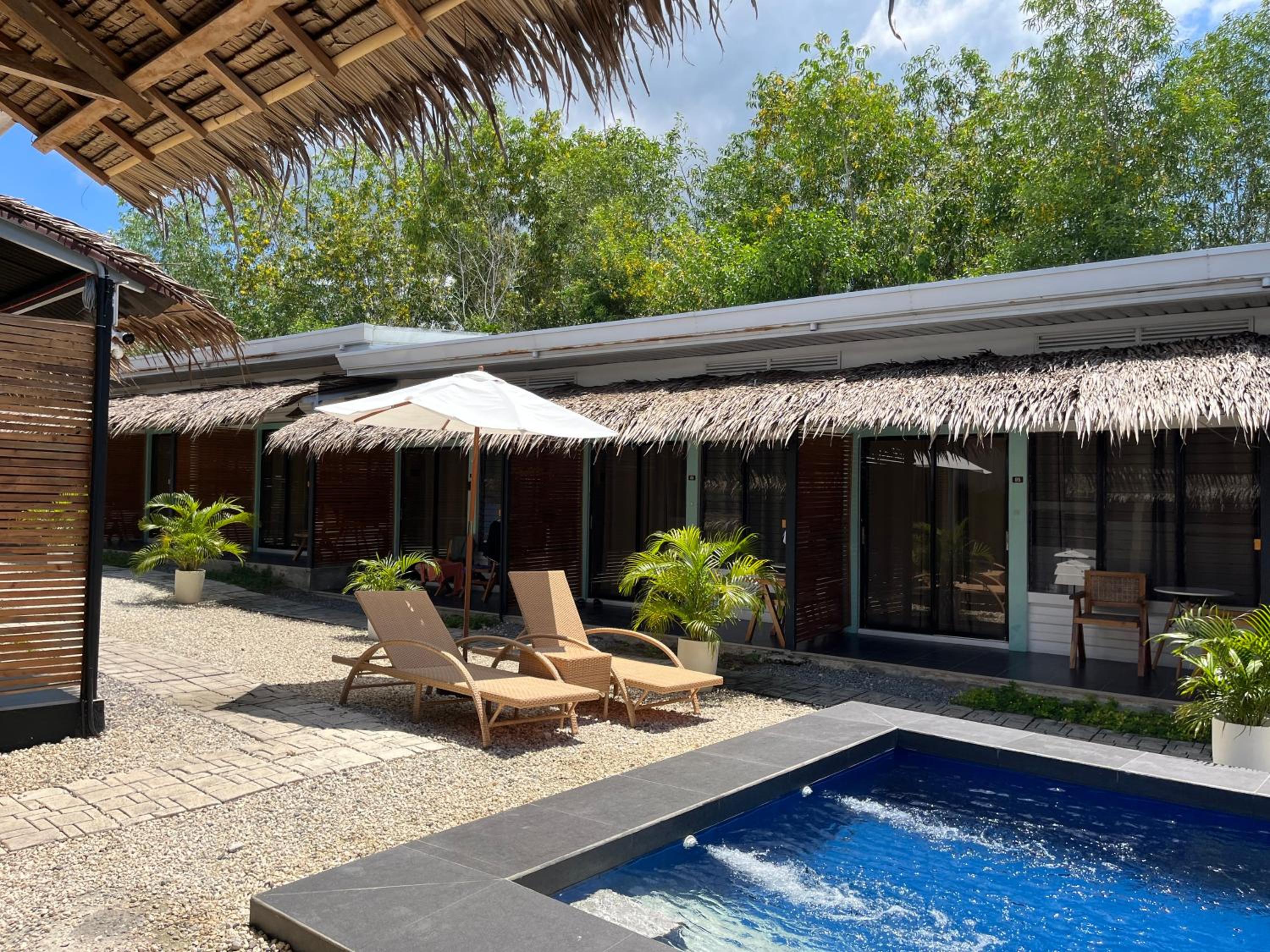 Alona M Panglao view 2