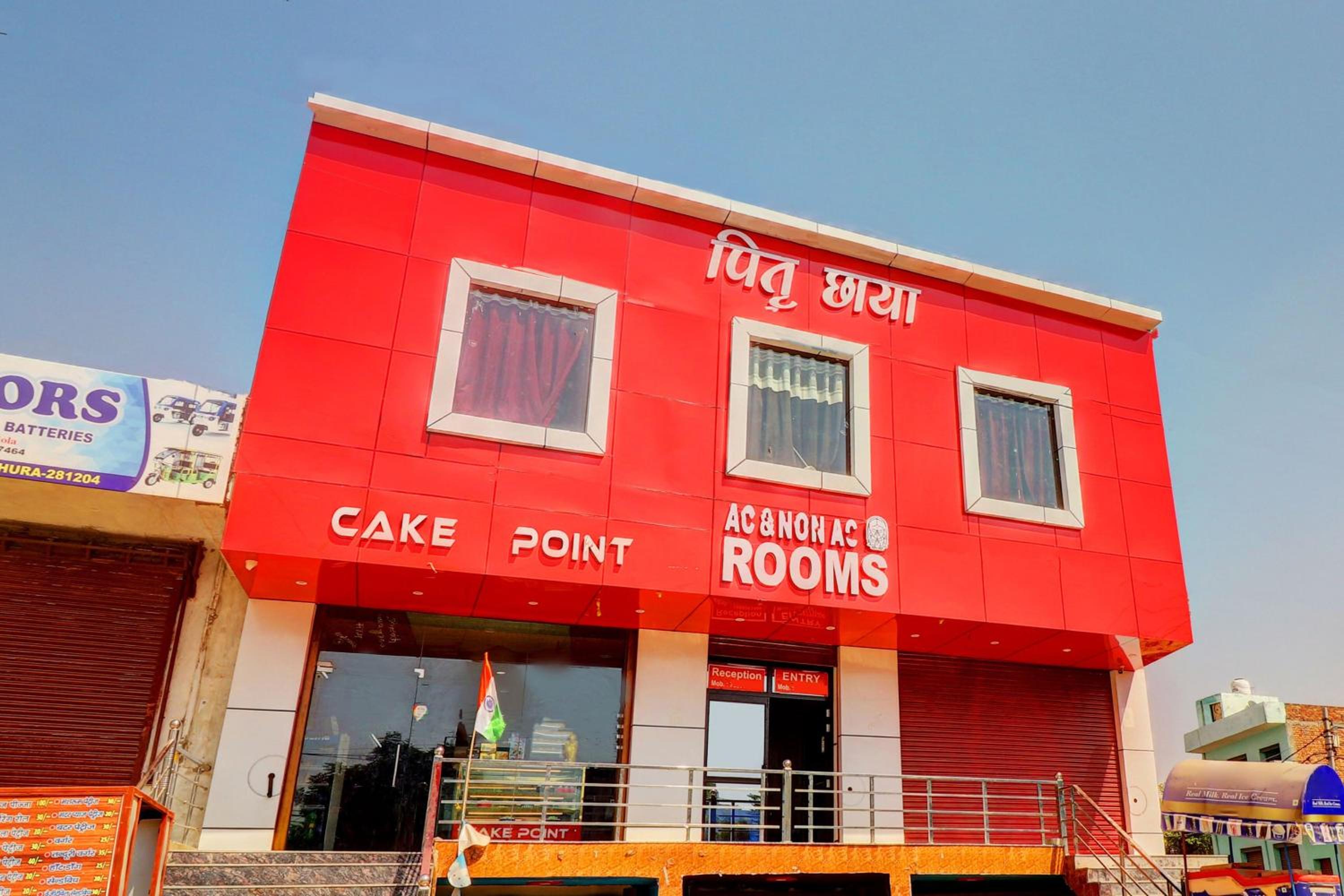SPOT ON Pitra Chaaya Hotel And Restaurant view 5