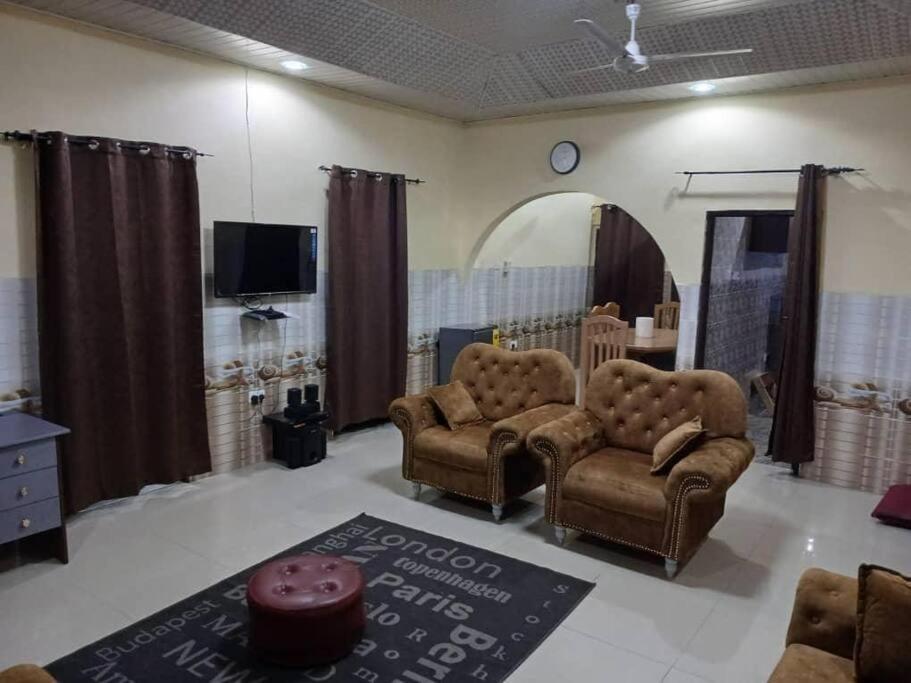 Bright and Spacious Apartment