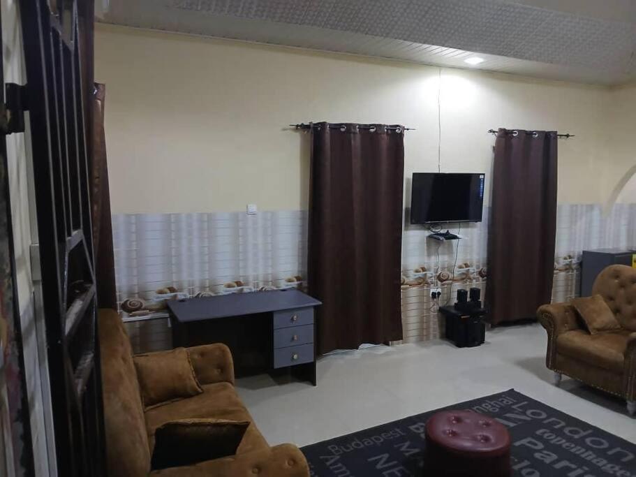 Bright and Spacious Apartment