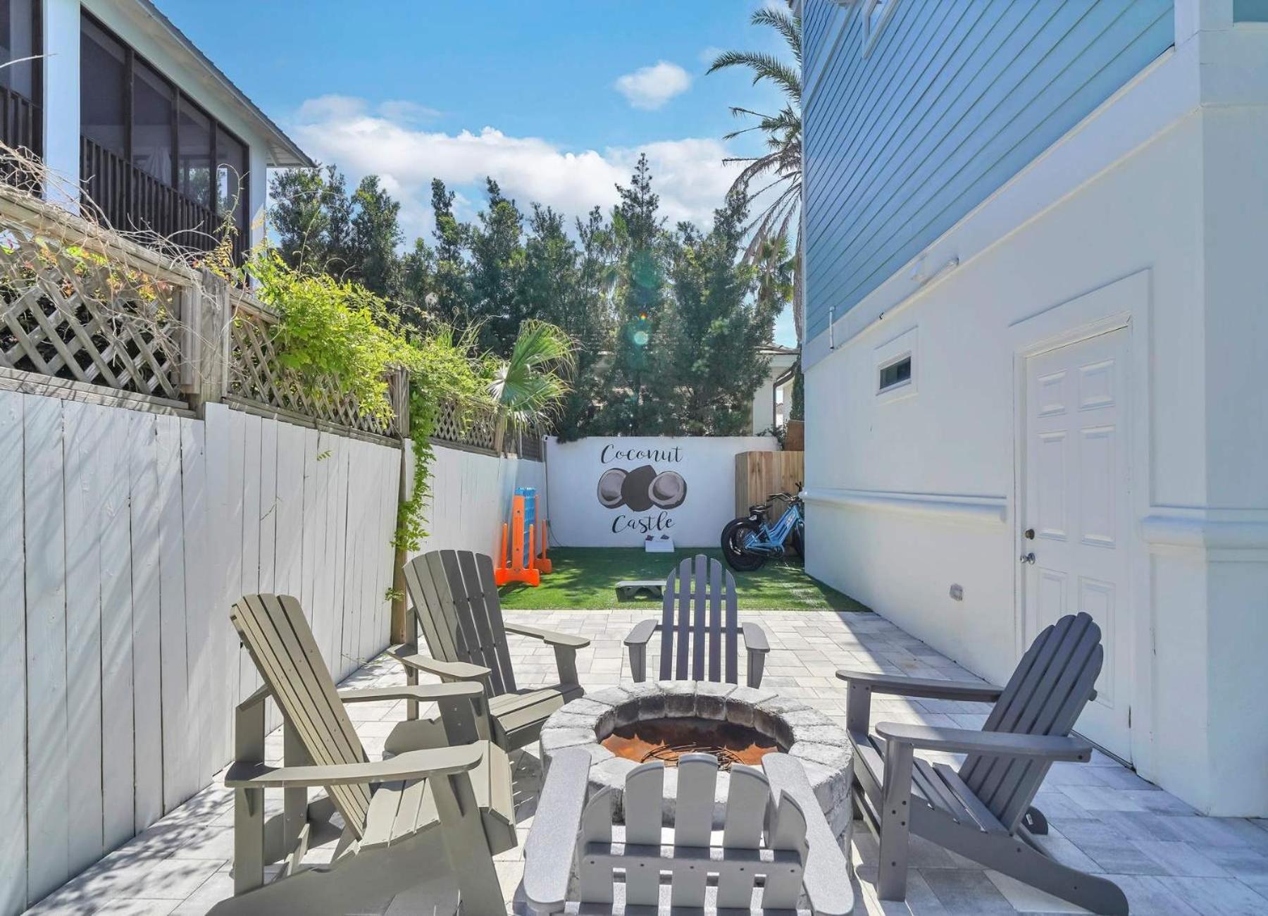 PrivateBeach Pool &Spa Game Room Grill Sleeps 24 view 5