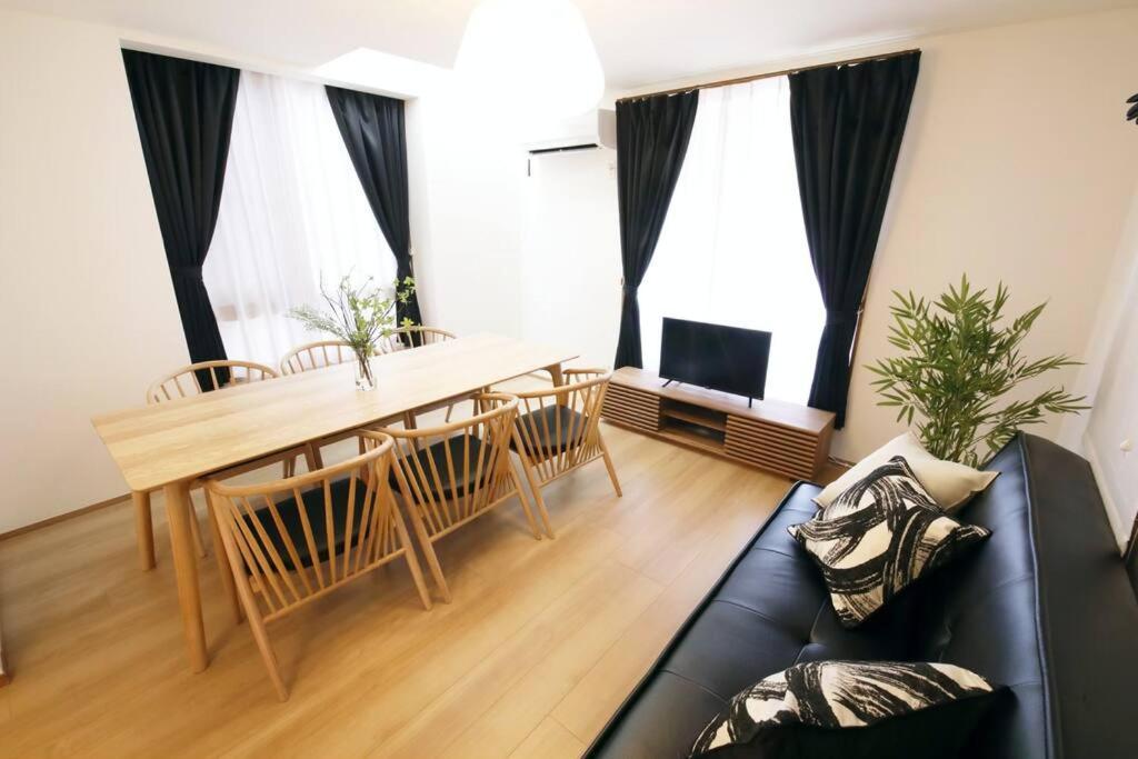 Sakuragaoka house