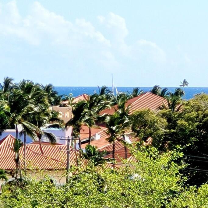 Vibe Gorgeous one bedroom apartment view beach