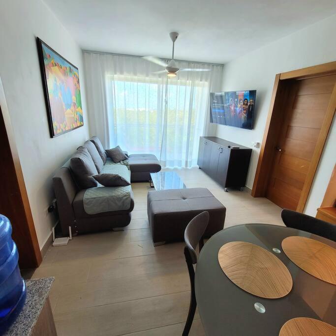 Vibe Gorgeous one bedroom apartment view beach