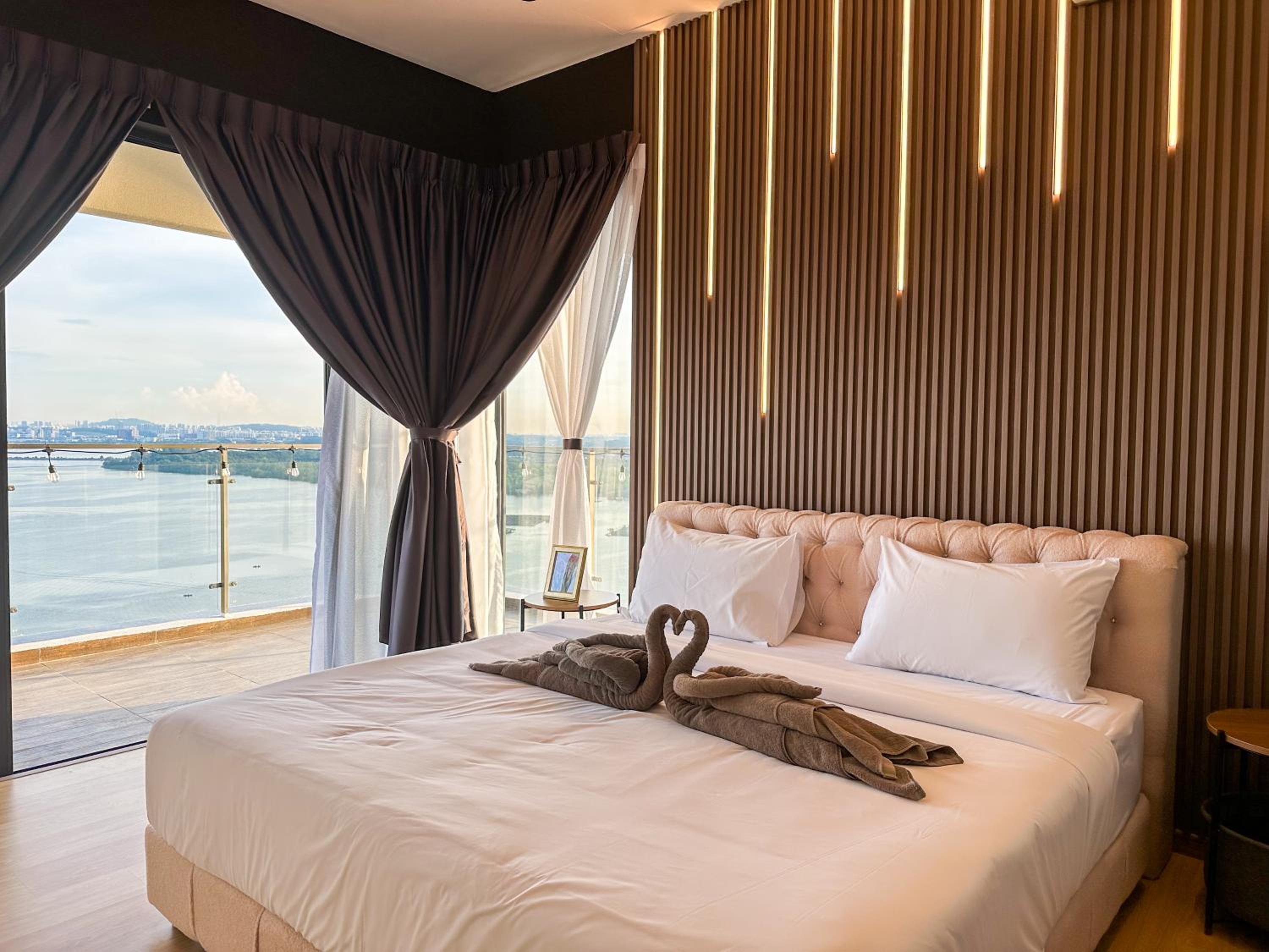 Country Garden Seaview Suite by Nest Home at Danga Bay