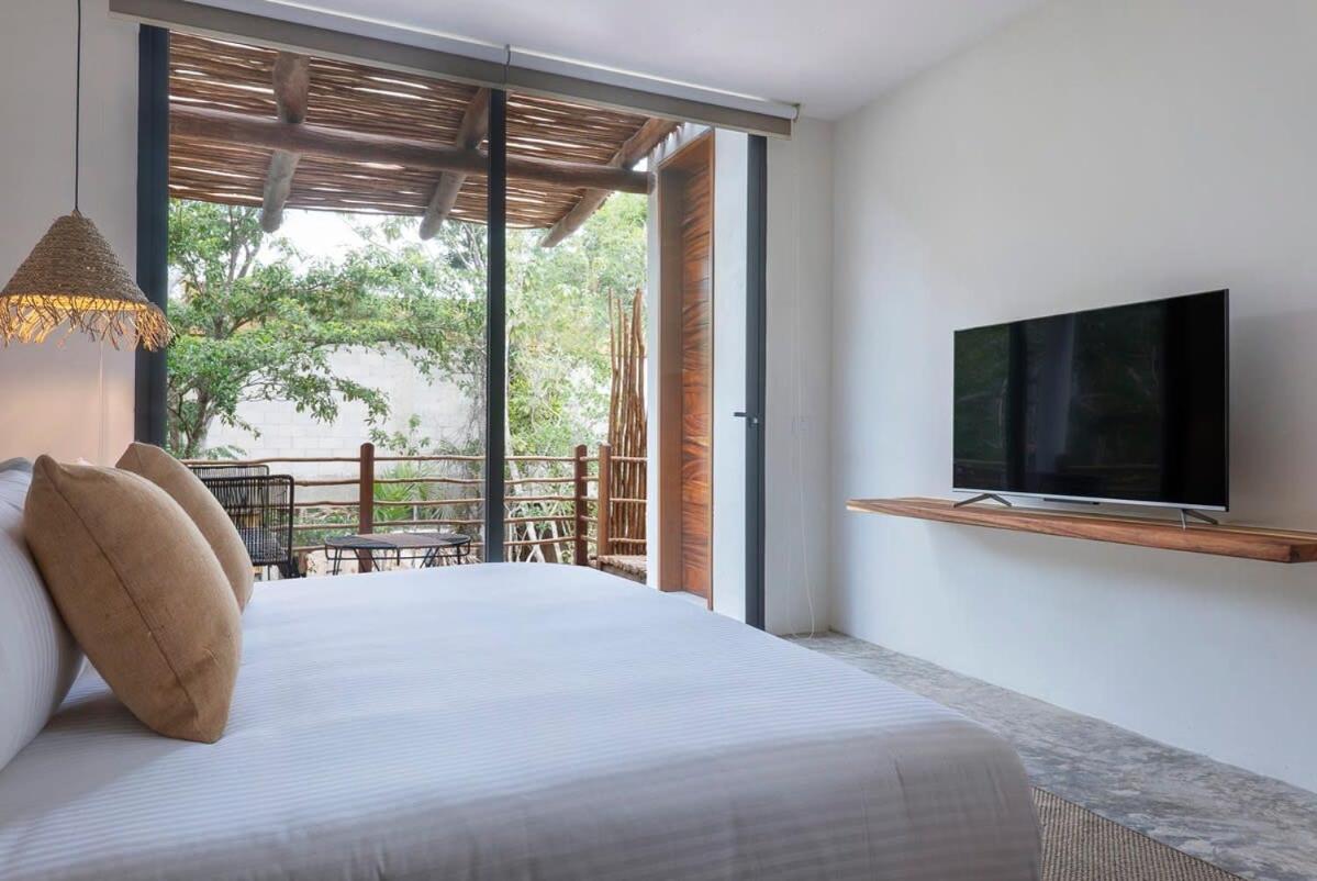 Tulum Villa 4BR Jacuzzi Private Pool Gated community