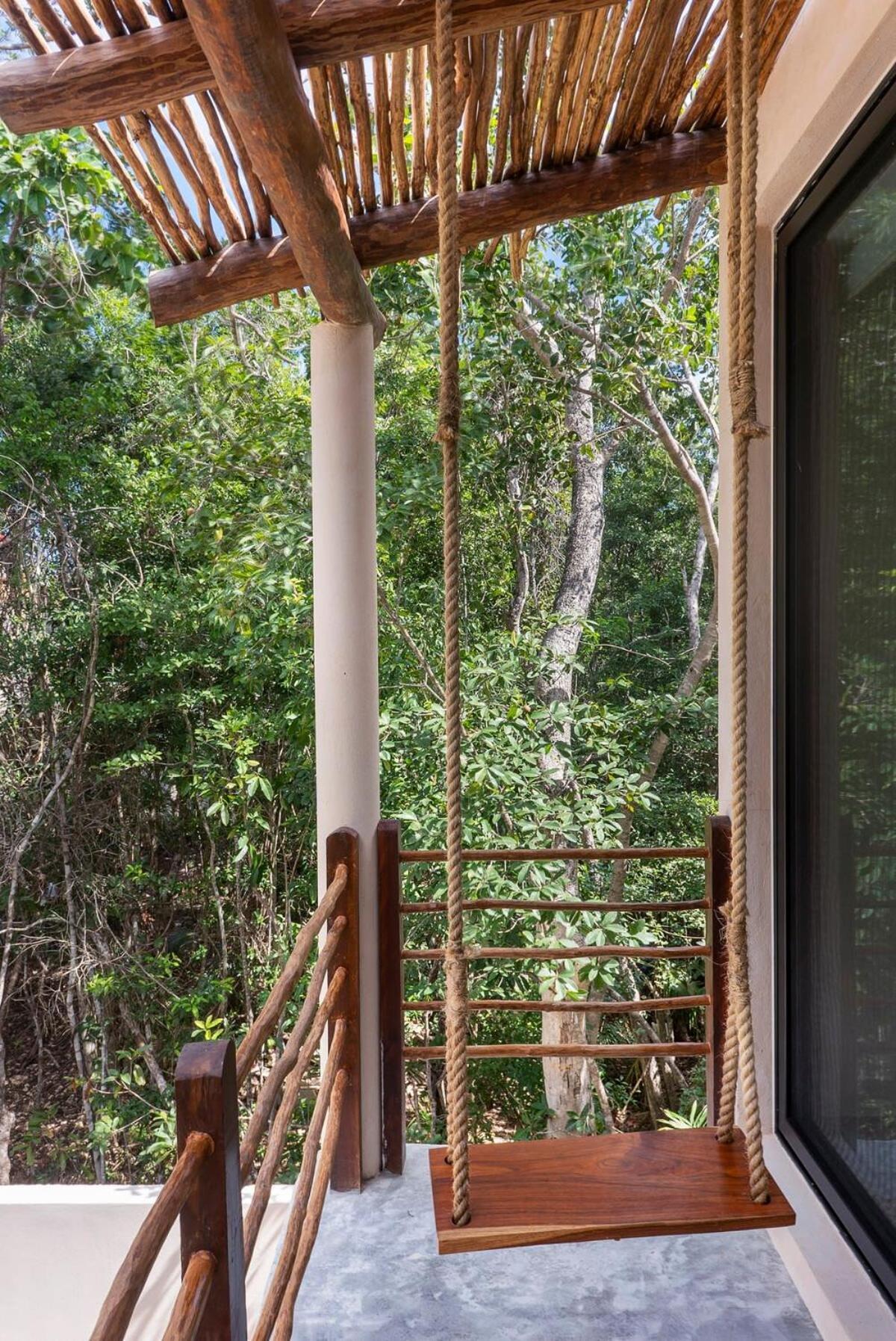Tulum Villa 4BR Jacuzzi Private Pool Gated community