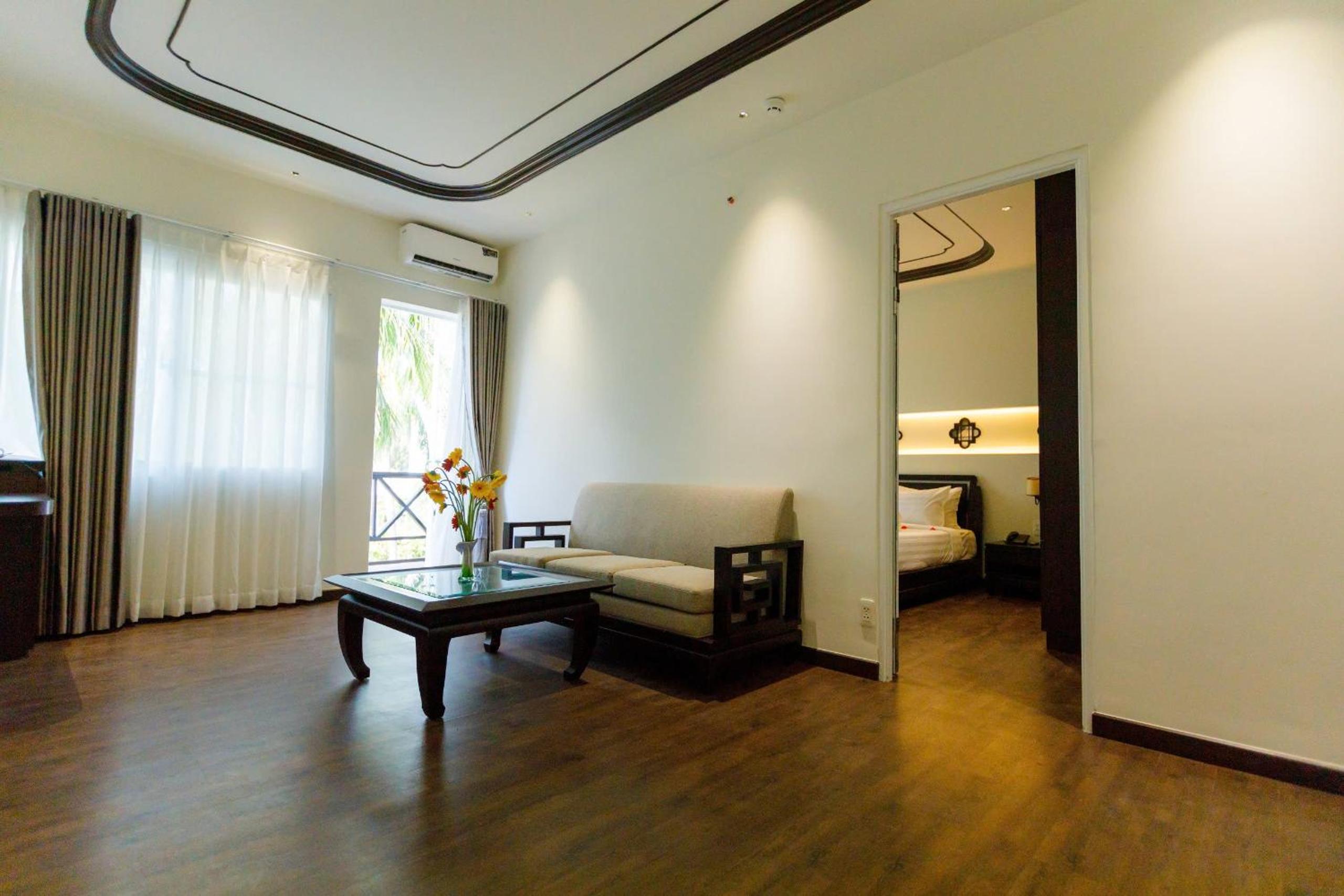 Le Aqua Resort & Spa Phan Thiet - Swiss Village Resort & Spa
