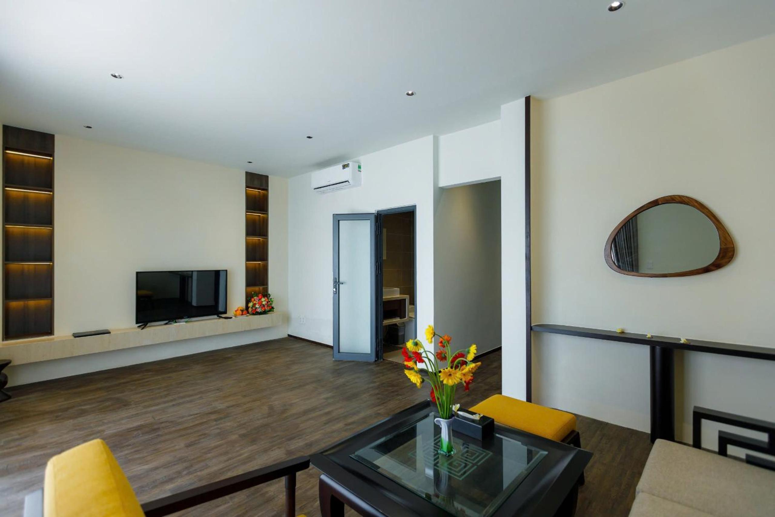 Le Aqua Resort & Spa Phan Thiet - Swiss Village Resort & Spa