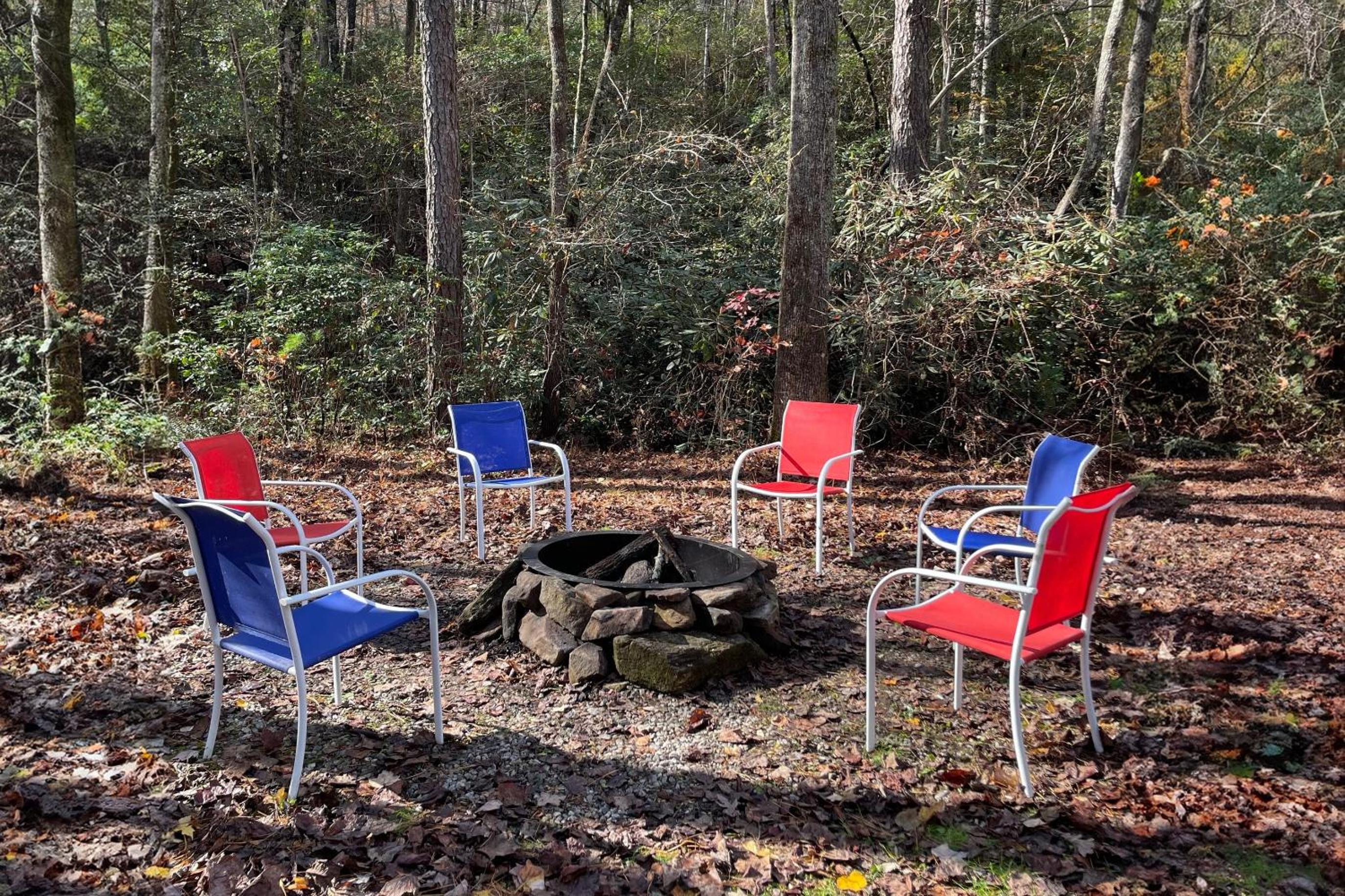 Twin Creeks Lodge by AvantStay 33 Acre Retreat