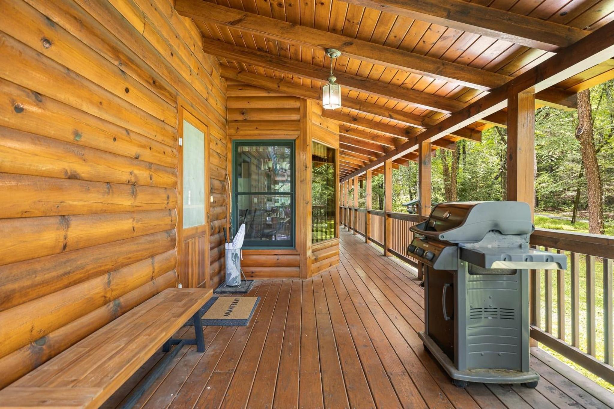 Twin Creeks Lodge by AvantStay 33 Acre Retreat