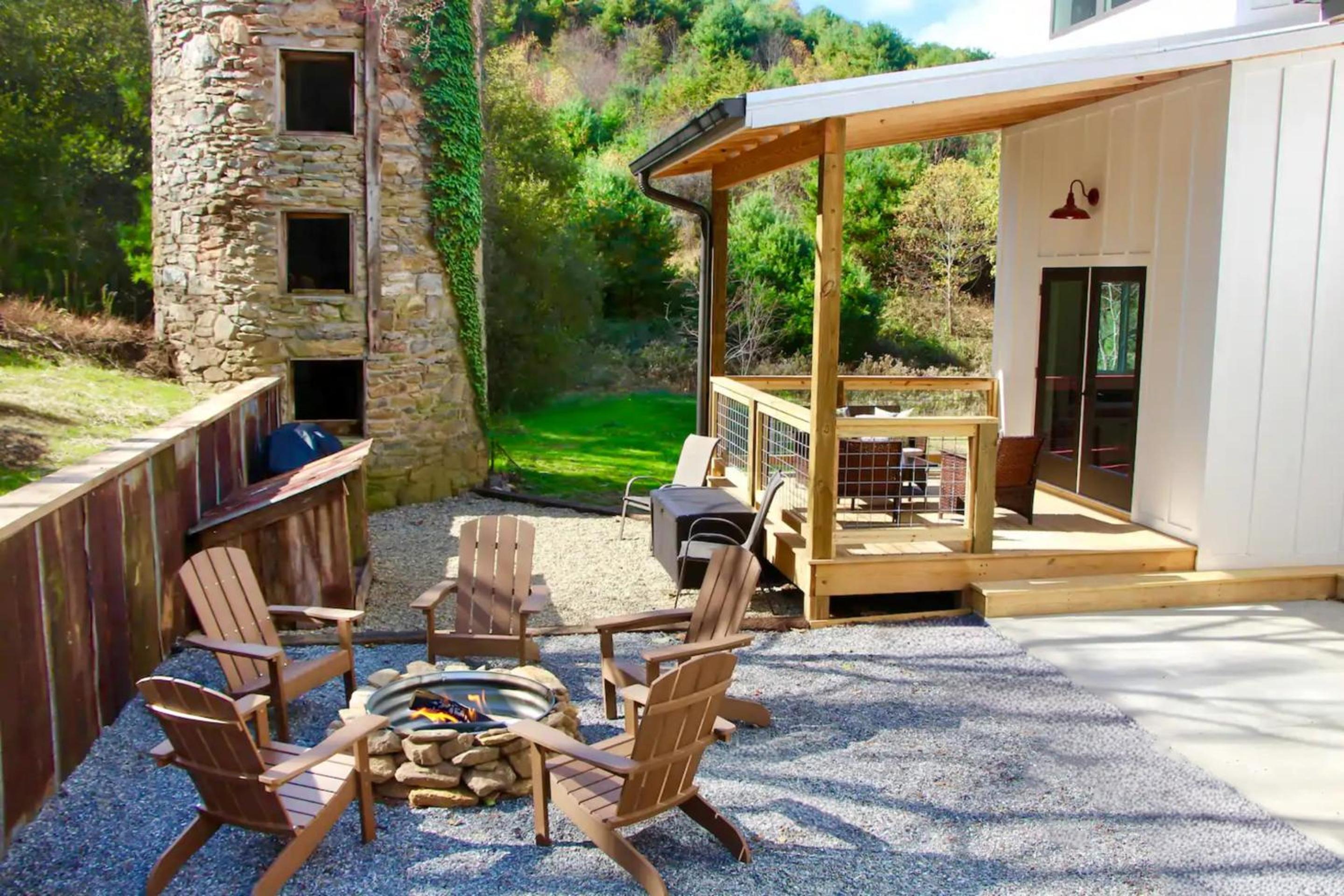 Idyllic Mountain by AvantStay Outdoor Living