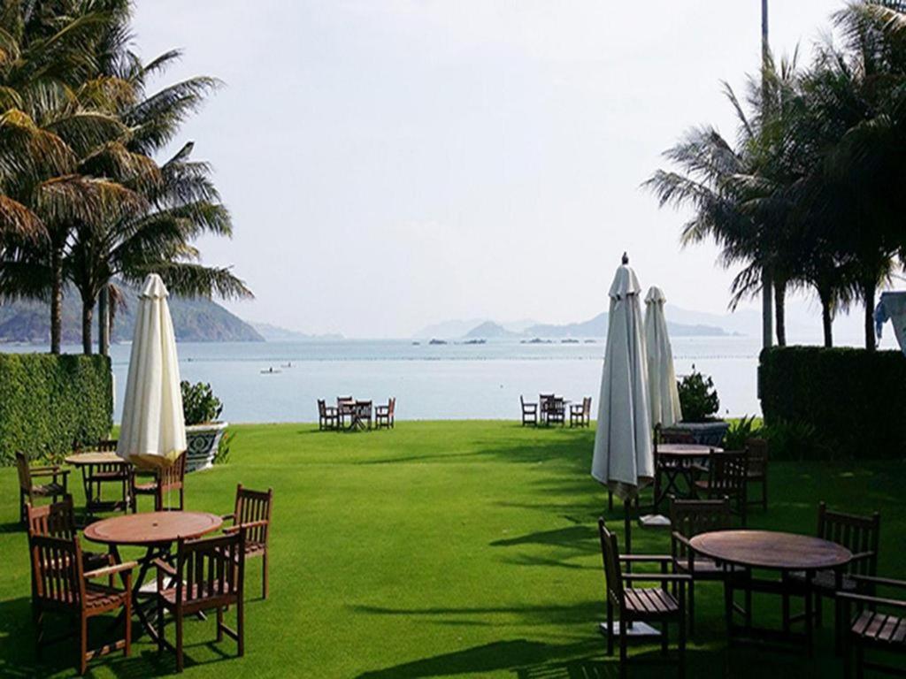 Diamond Bay Golf and Villas