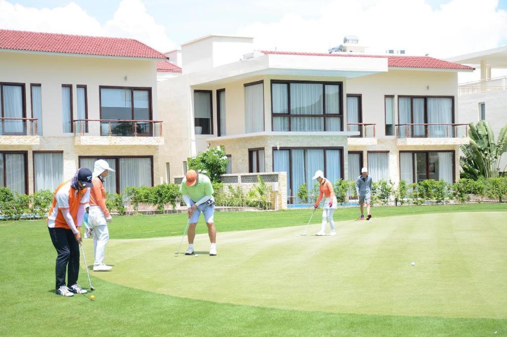 Diamond Bay Golf and Villas
