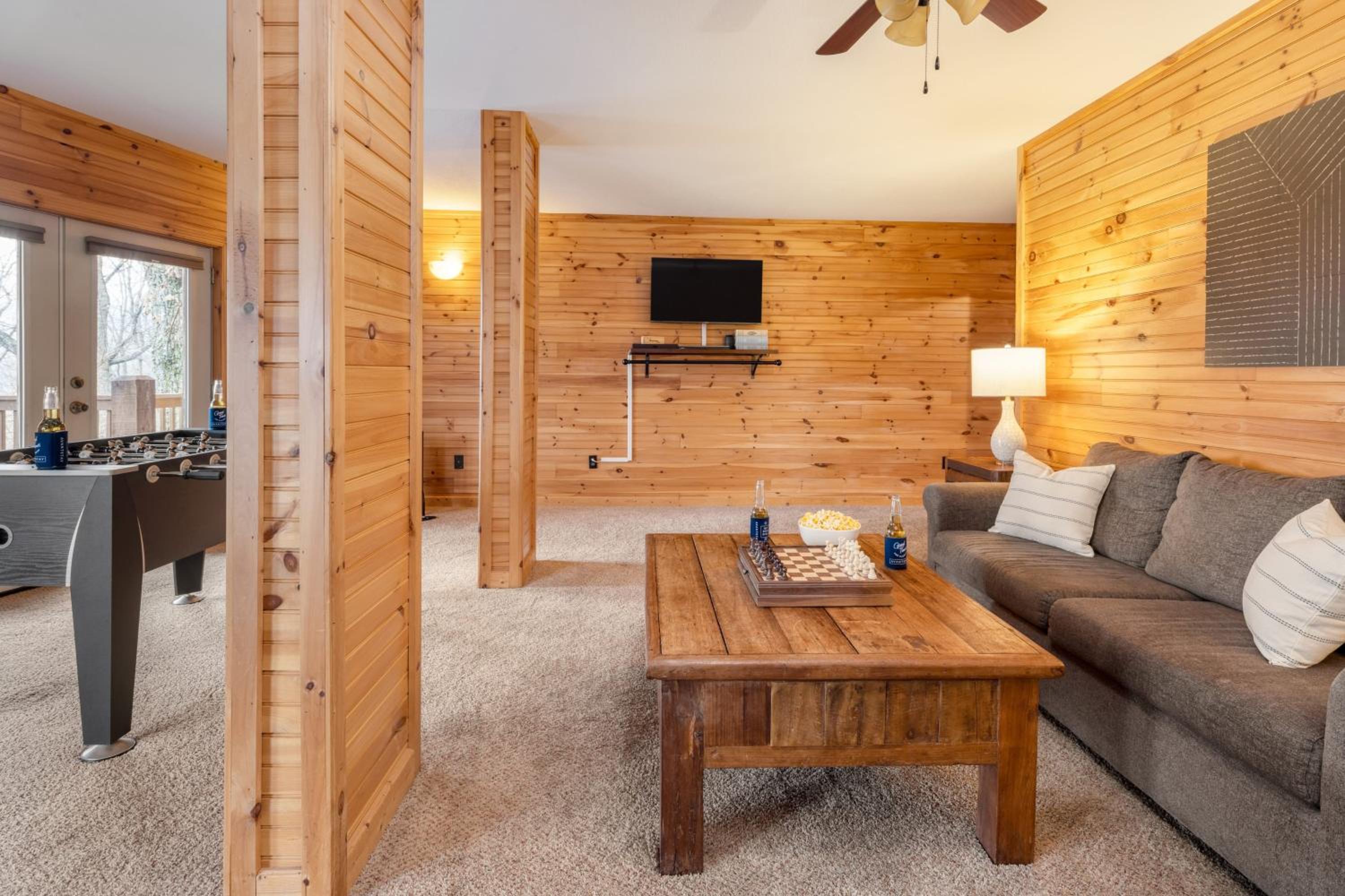 Leyland by AvantStay Cabin Mansion w Views