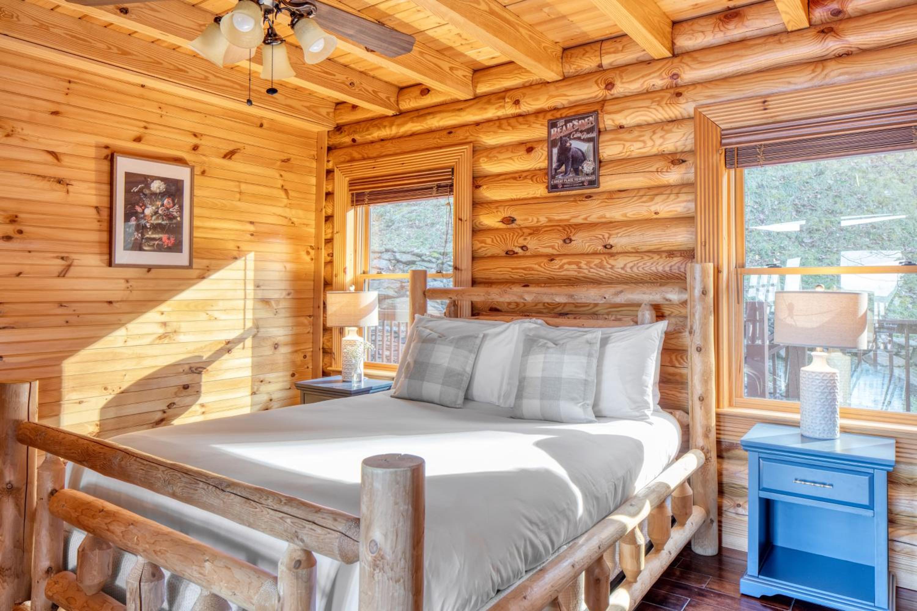 Leyland by AvantStay Cabin Mansion w Views