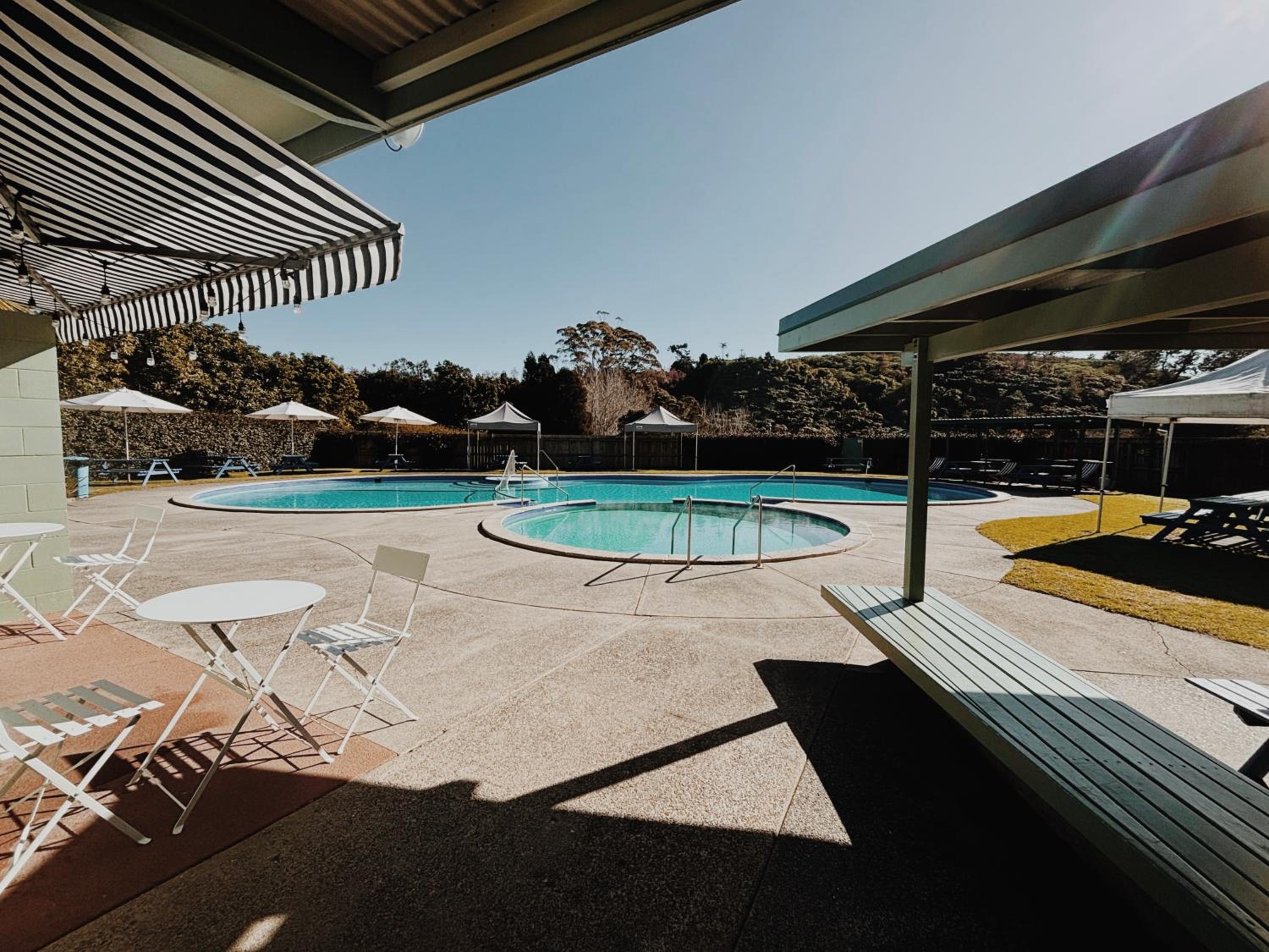 Welcome Bay Hot Pools view 4