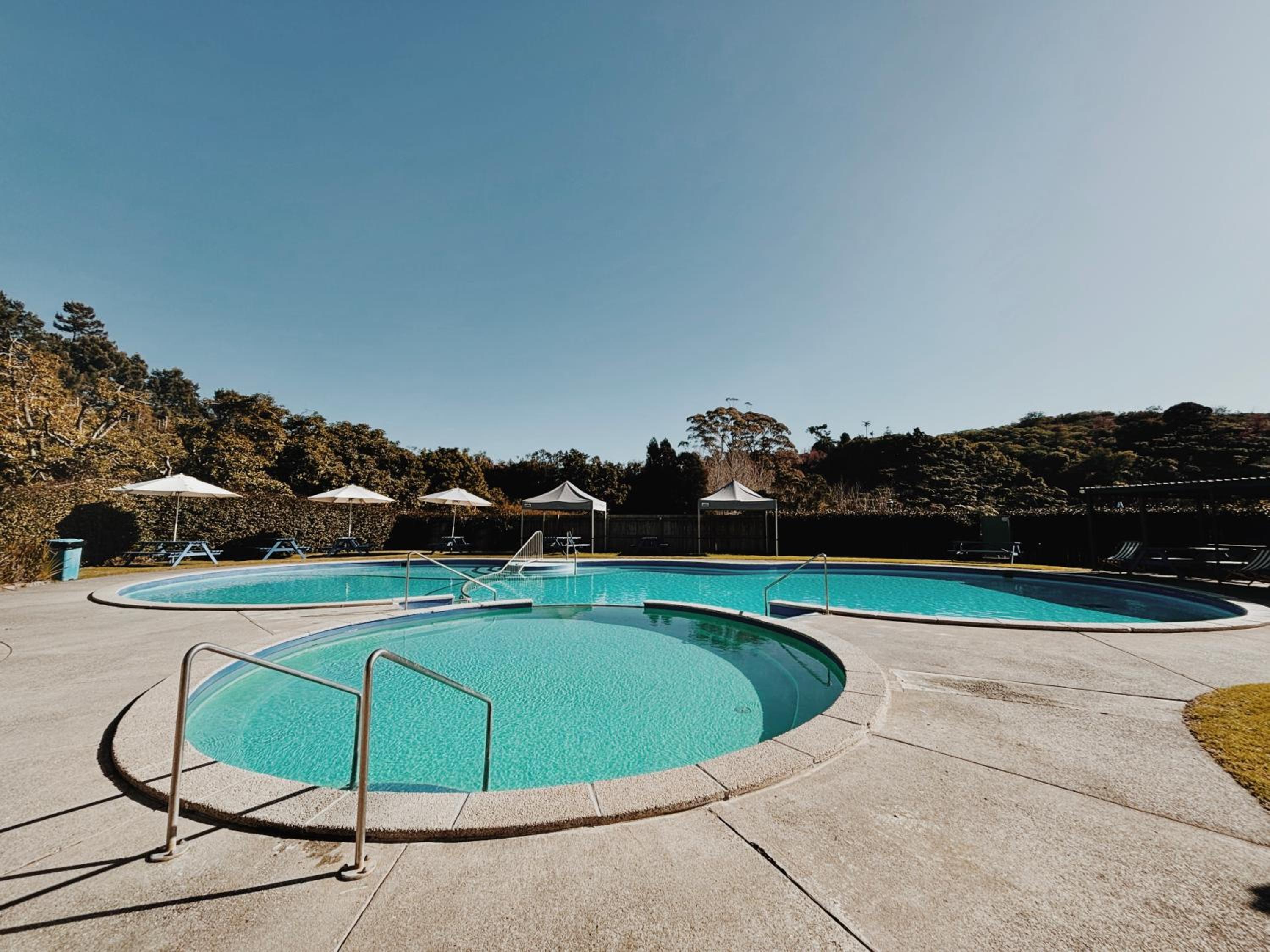 Welcome Bay Hot Pools view 3