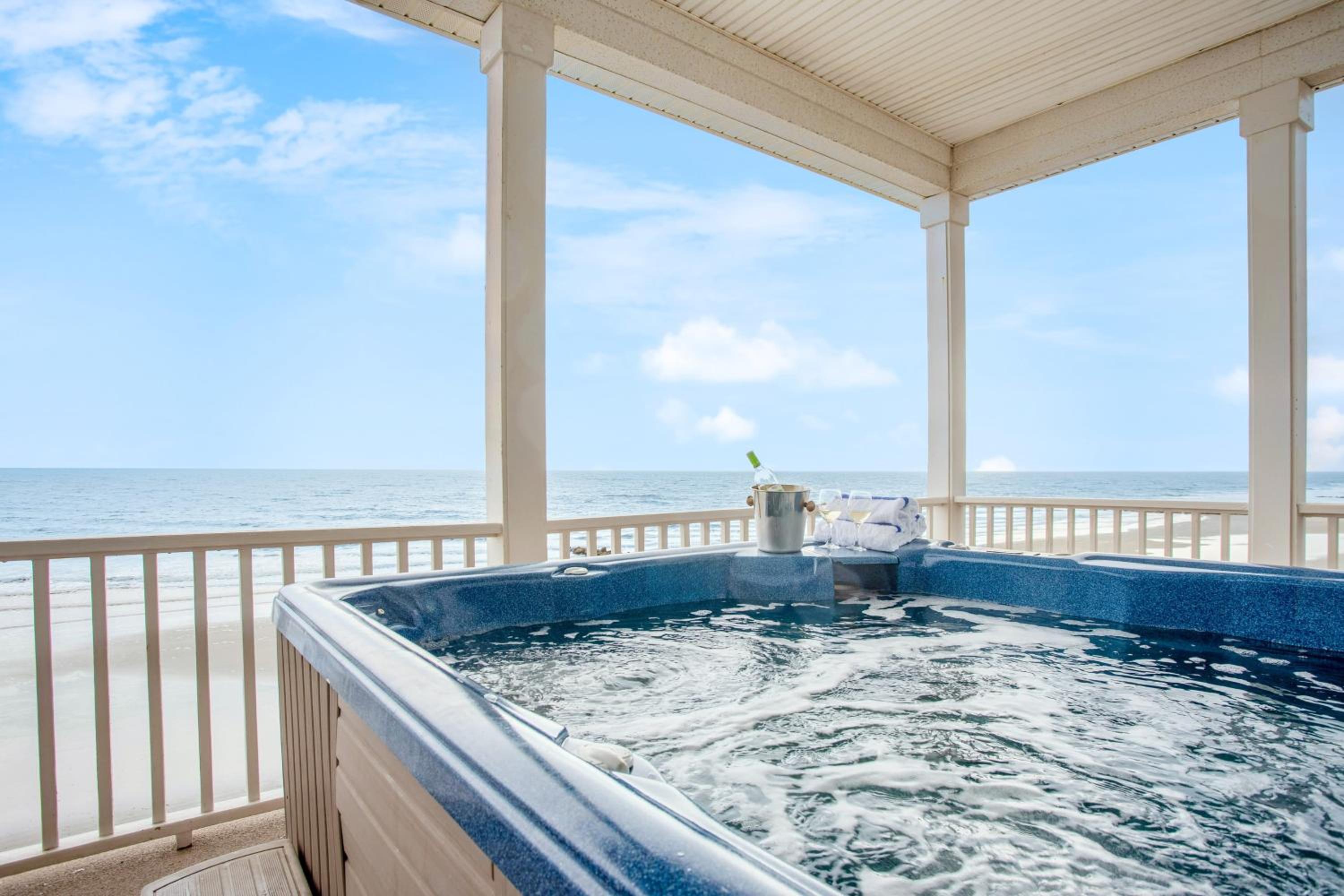 Poseidon By AvantStay On The Beach Two Ocean Facing Balconies Hot Tub