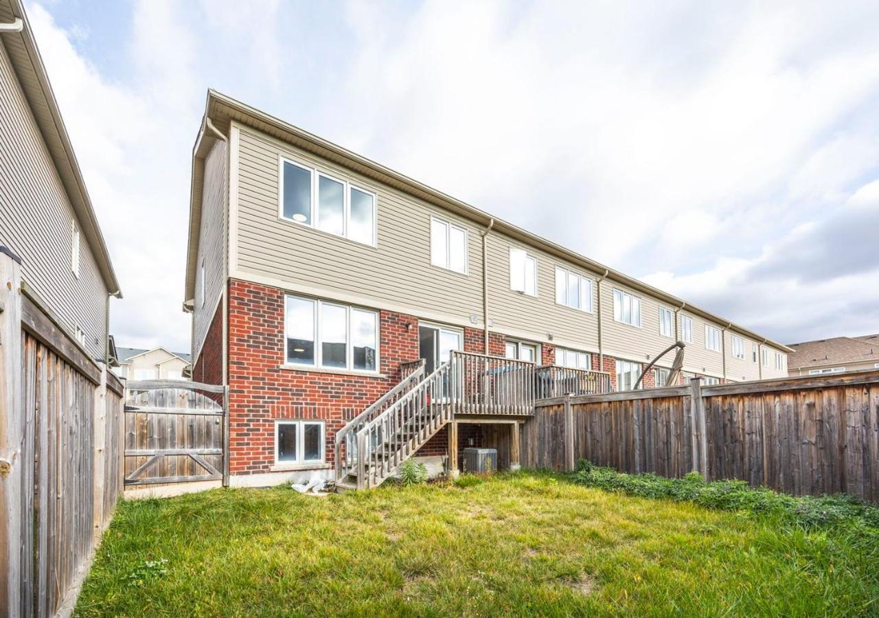 Charming 3-Br Home in Oshawa N