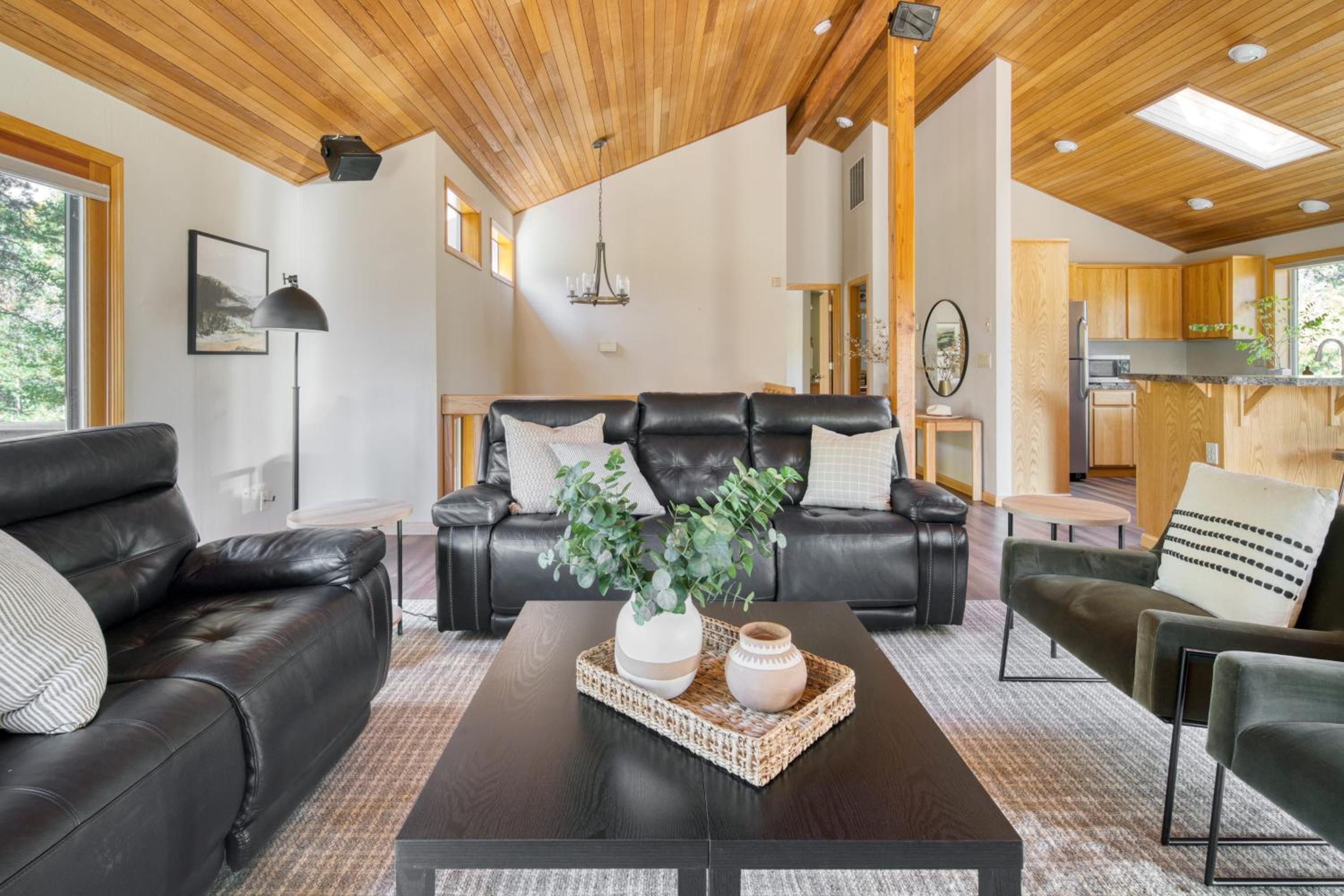 Tanner by AvantStay Modern Cascades Escape