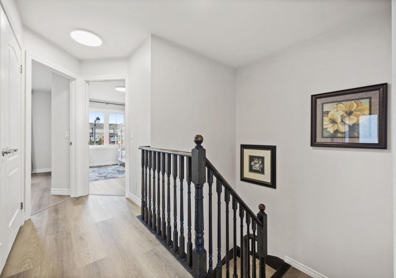 Charming 3-Br Home in Oshawa N