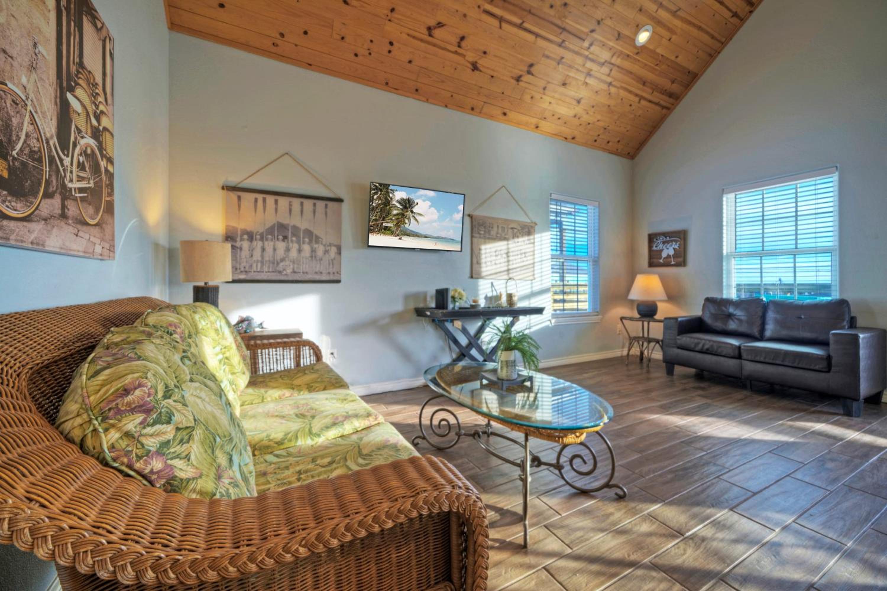 Group Getaway w Pool Boat Dock 2 Homes Laguna Village Retreat by AvantStay