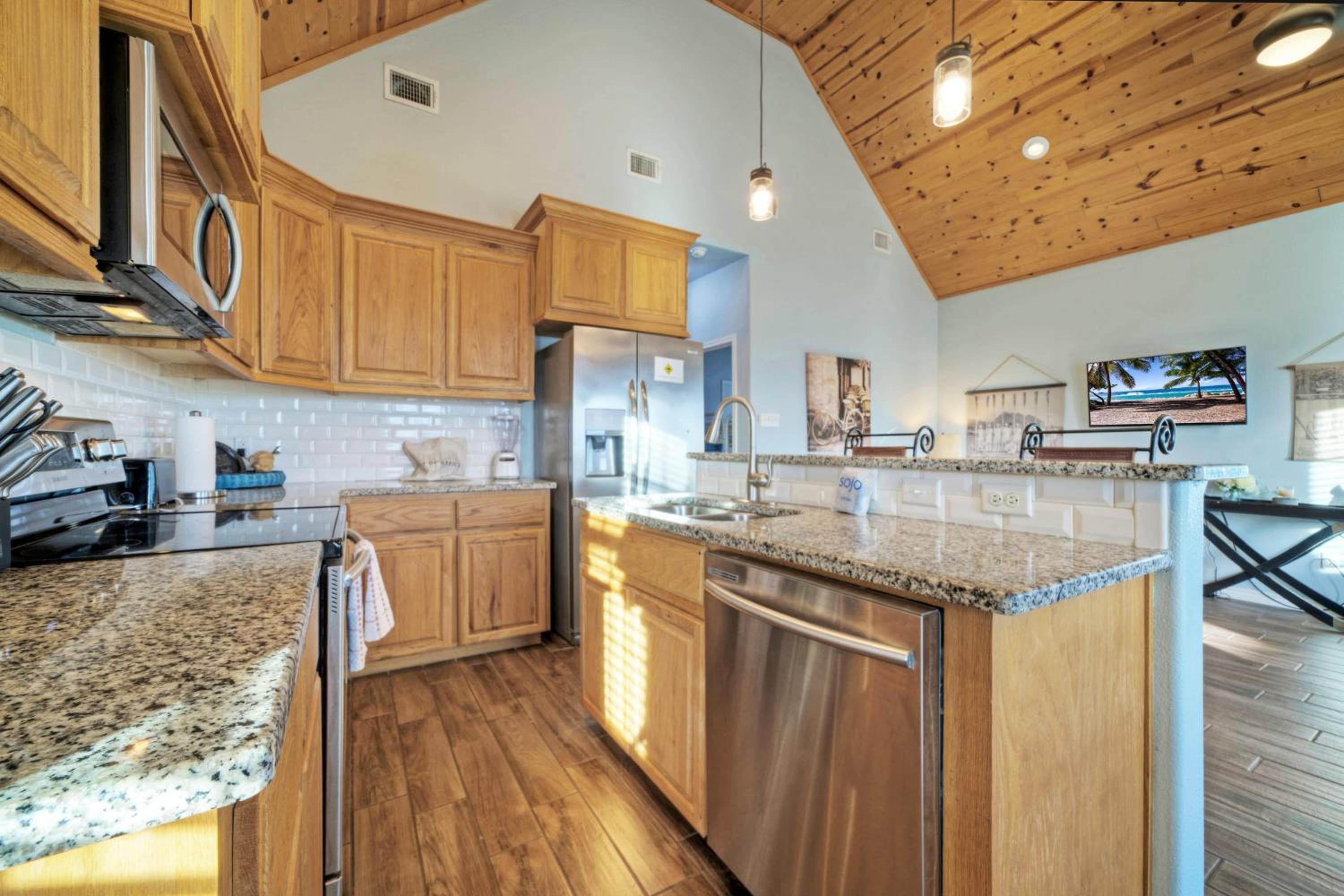 Group Getaway w Pool Boat Dock 2 Homes Laguna Village Retreat by AvantStay